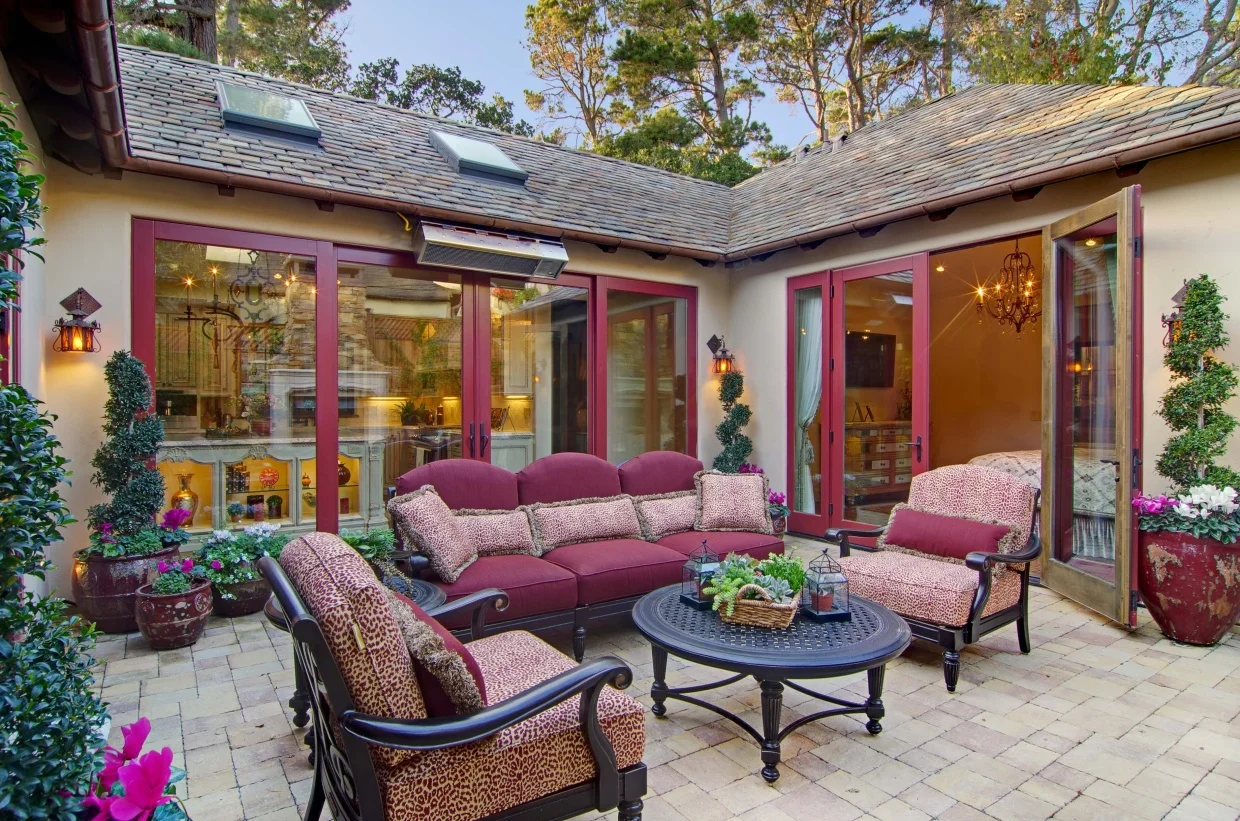 NicolesHouse8-1240x821.jpg