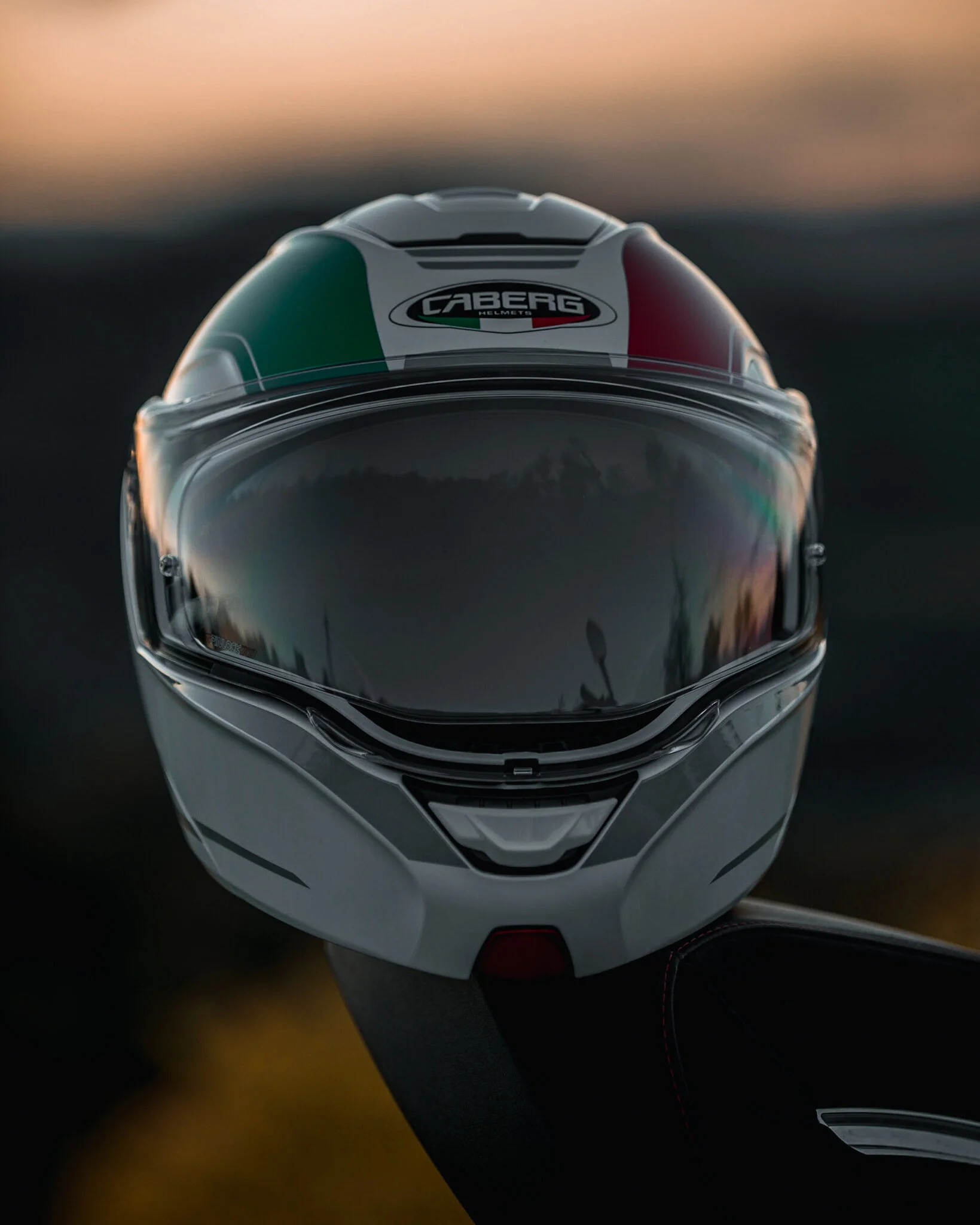 Caberg Horus Tribute flip up helmet — The Bella.Lit