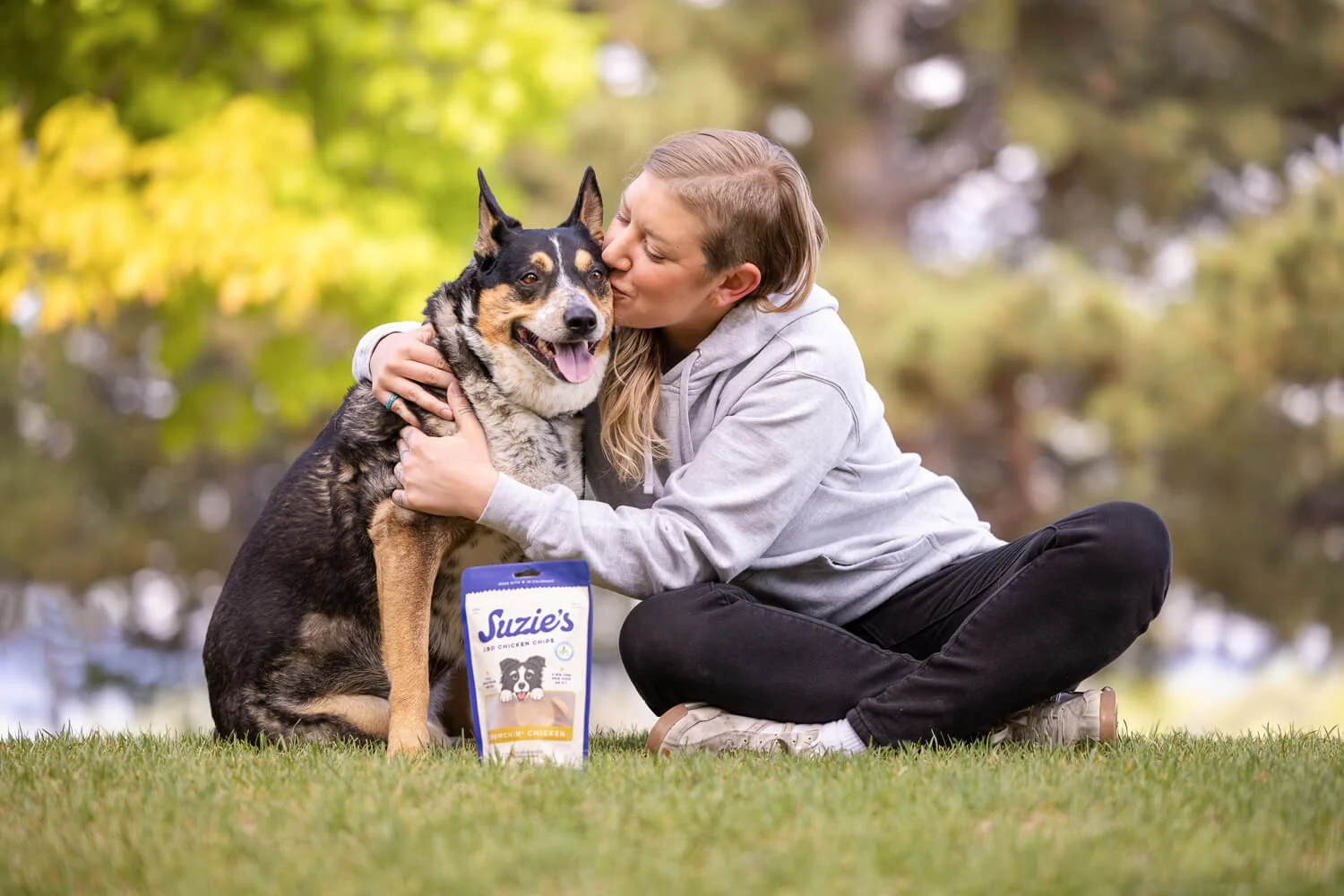 Outdoor lifestyle branding session featuring Suzie’s CBD Treats and local dog-and-handler talent.