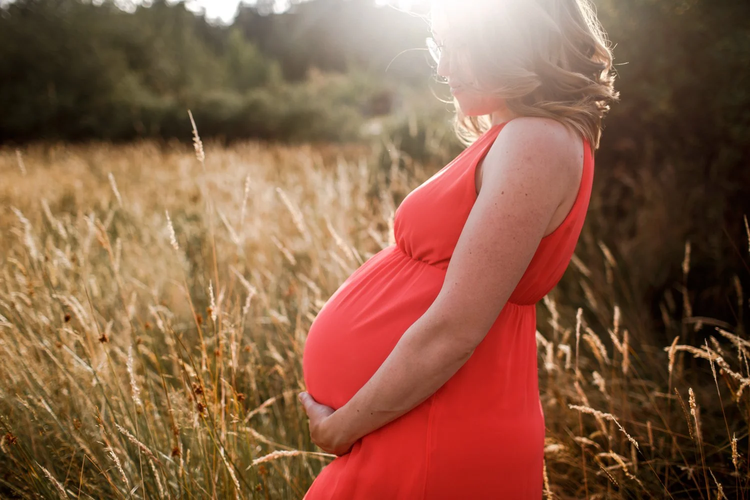 golden-hour-maternity-photos.jpg