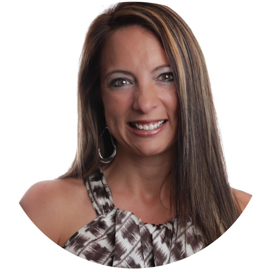 Amie Howes (4).png