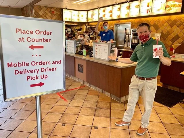HAPPY SATURDAY‼️We&rsquo;ve missed our community during COVID and we&rsquo;d love to see you and say HELLO 👋🏼 There&rsquo;s no line inside and there&rsquo;s no rush to get you through the drive thru as quickly as possible 😆 Carry out orders, Doord