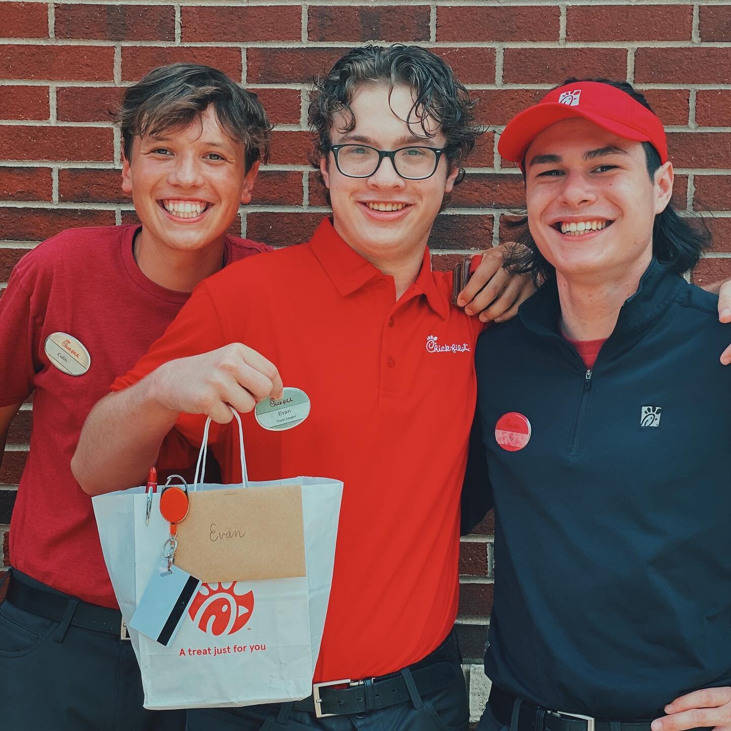 Congrats to Evan and Alex on their promotions 🎉🎉🎉

Evan was promoted to Team Leader and Alex was promoted to Kitchen Supervisor! 

This what they had to say about their time at Southpoint so far:

&ldquo;Working at southpoint has helped me improve
