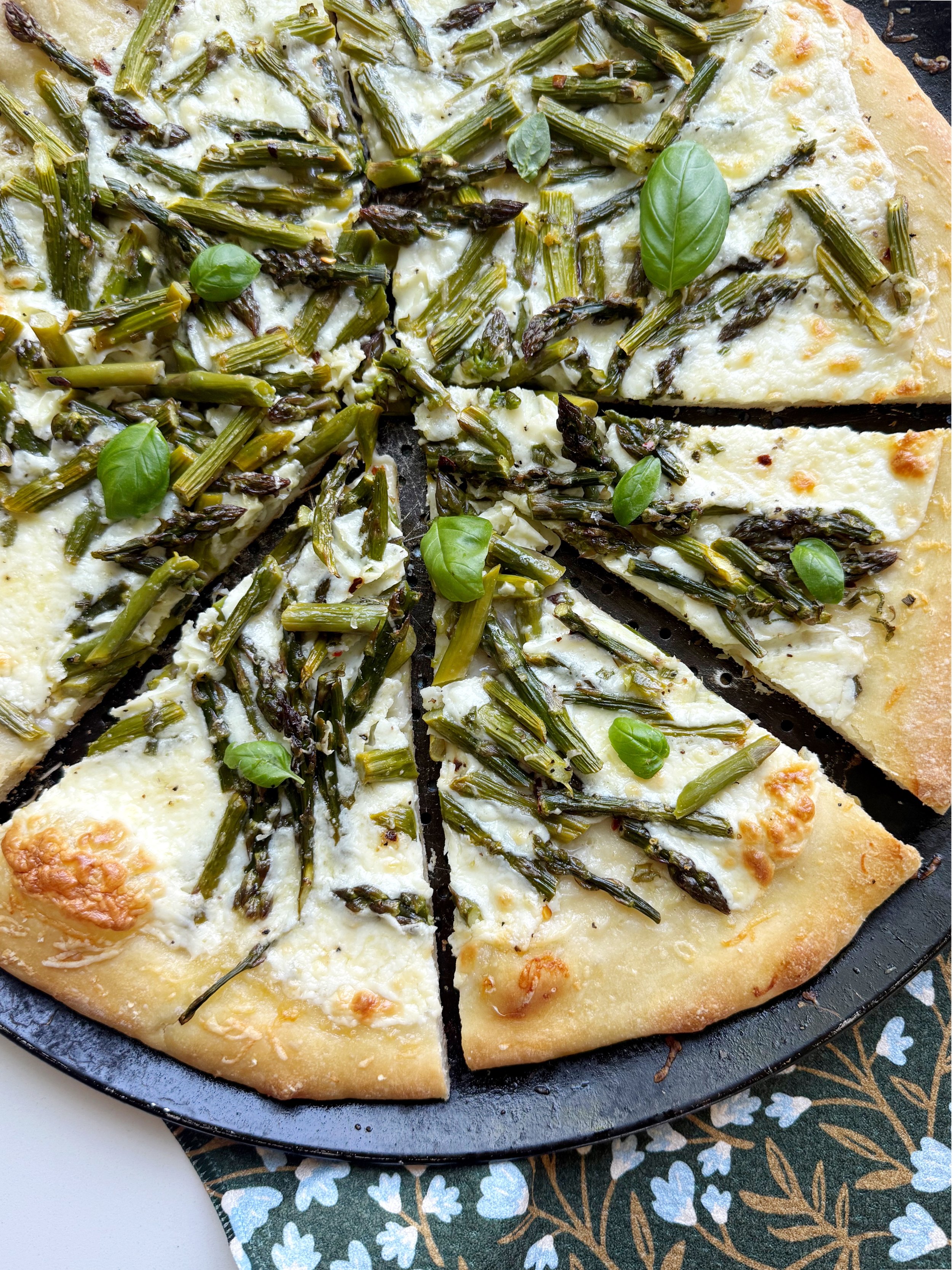 Asparagus Pizza