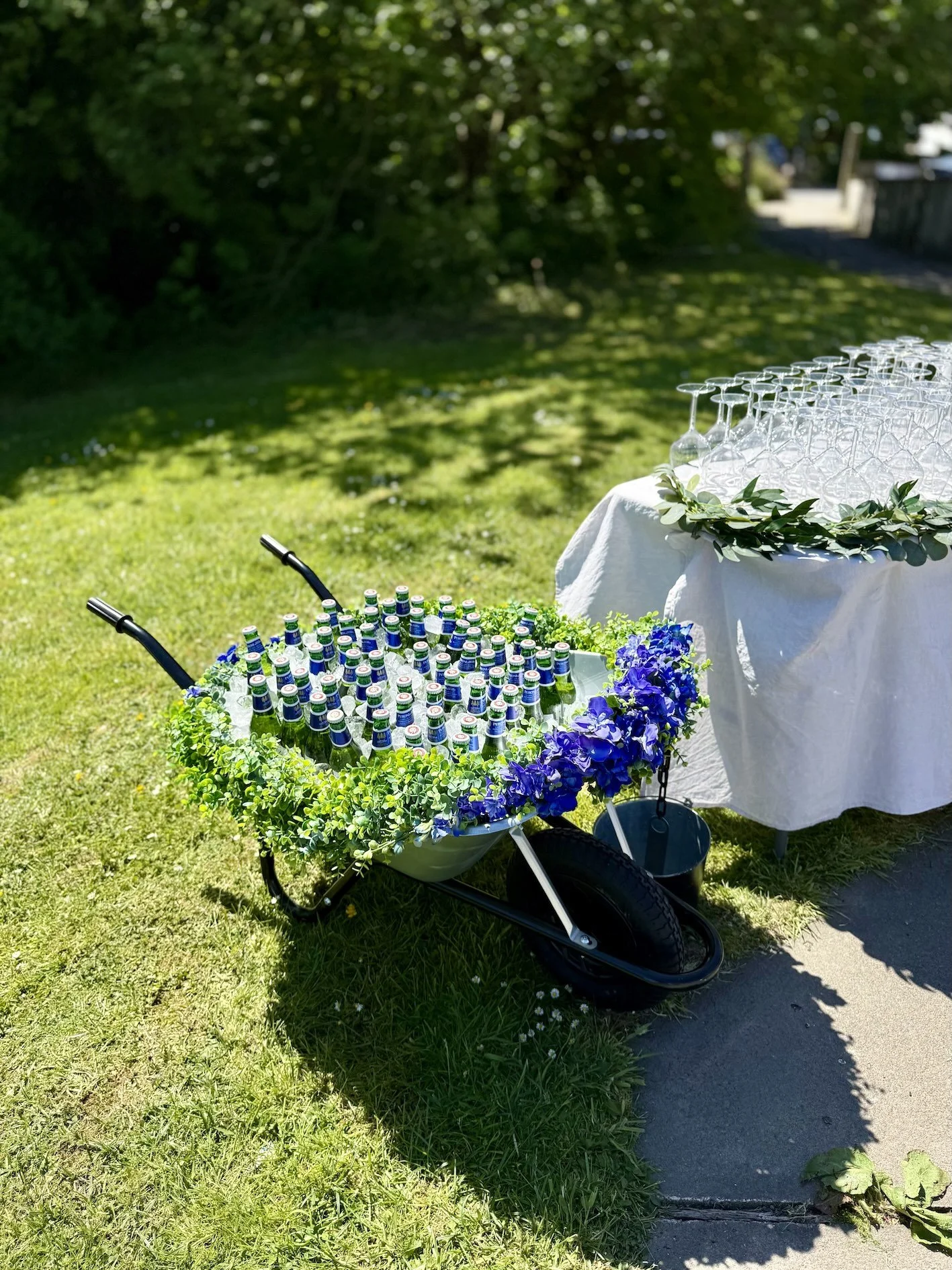 Reception Drinks_Wheelbarrow Aperol.jpg