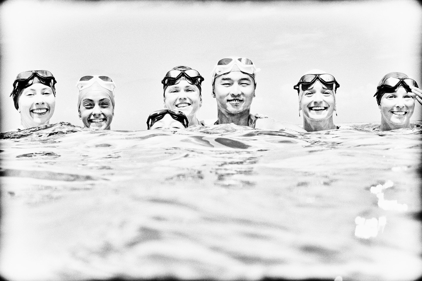 Team @hxcsport ready for a swim. 

📷 Jeff Hornbaker @jeffthirdeye 

Experience the Ocean with Third Eye Gear at thirdeyeworld.com or go to the link in profile.

#ocean #openocean #swimming #swimmers #openoceanswim #swimgoggles #thirdeyegoggles #gerr