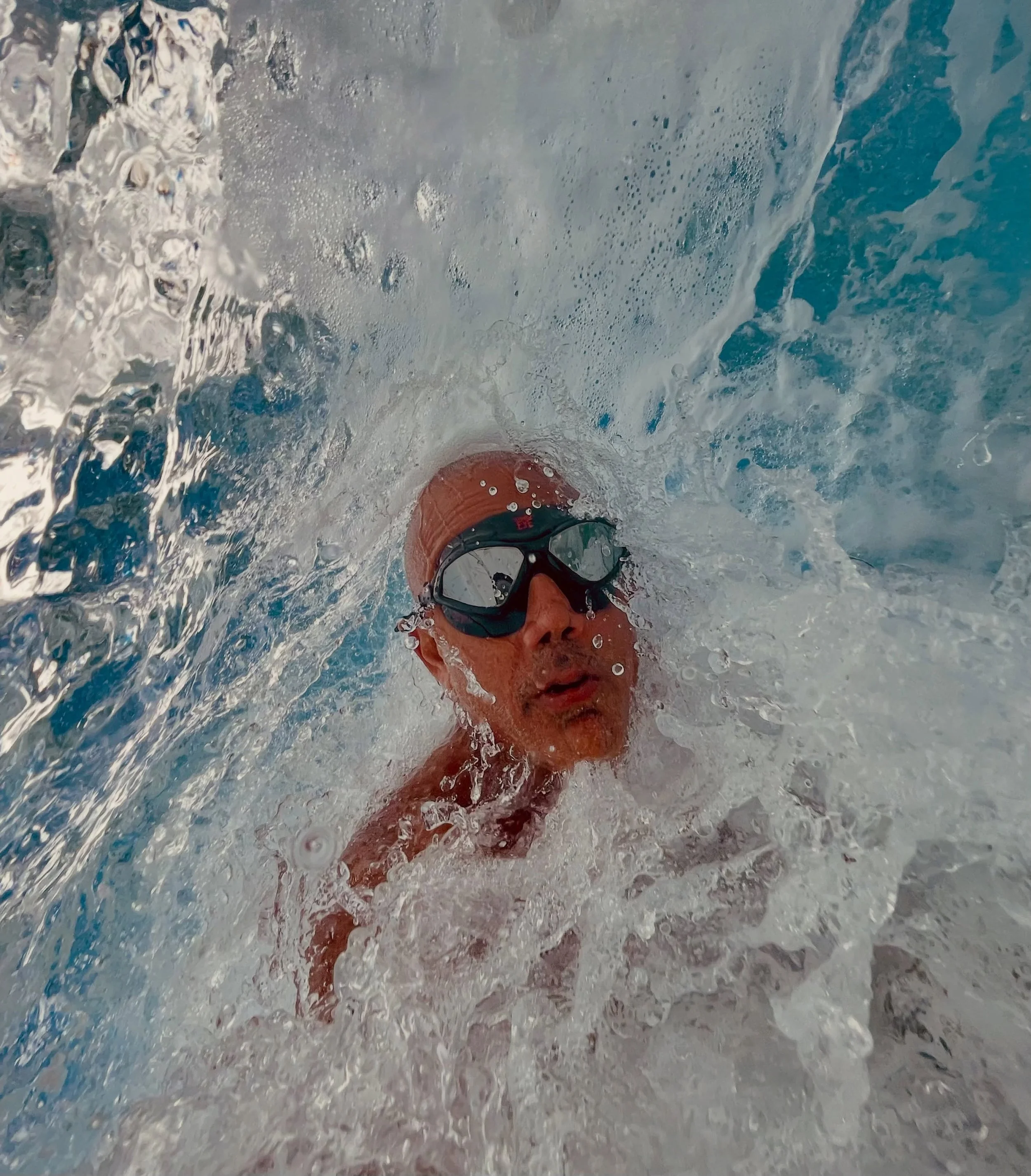 Happy Birthday to this legend &hearts;️ @davehomcy 

#waterman #swimmer #davehomcy #swimgoggles #summervibes