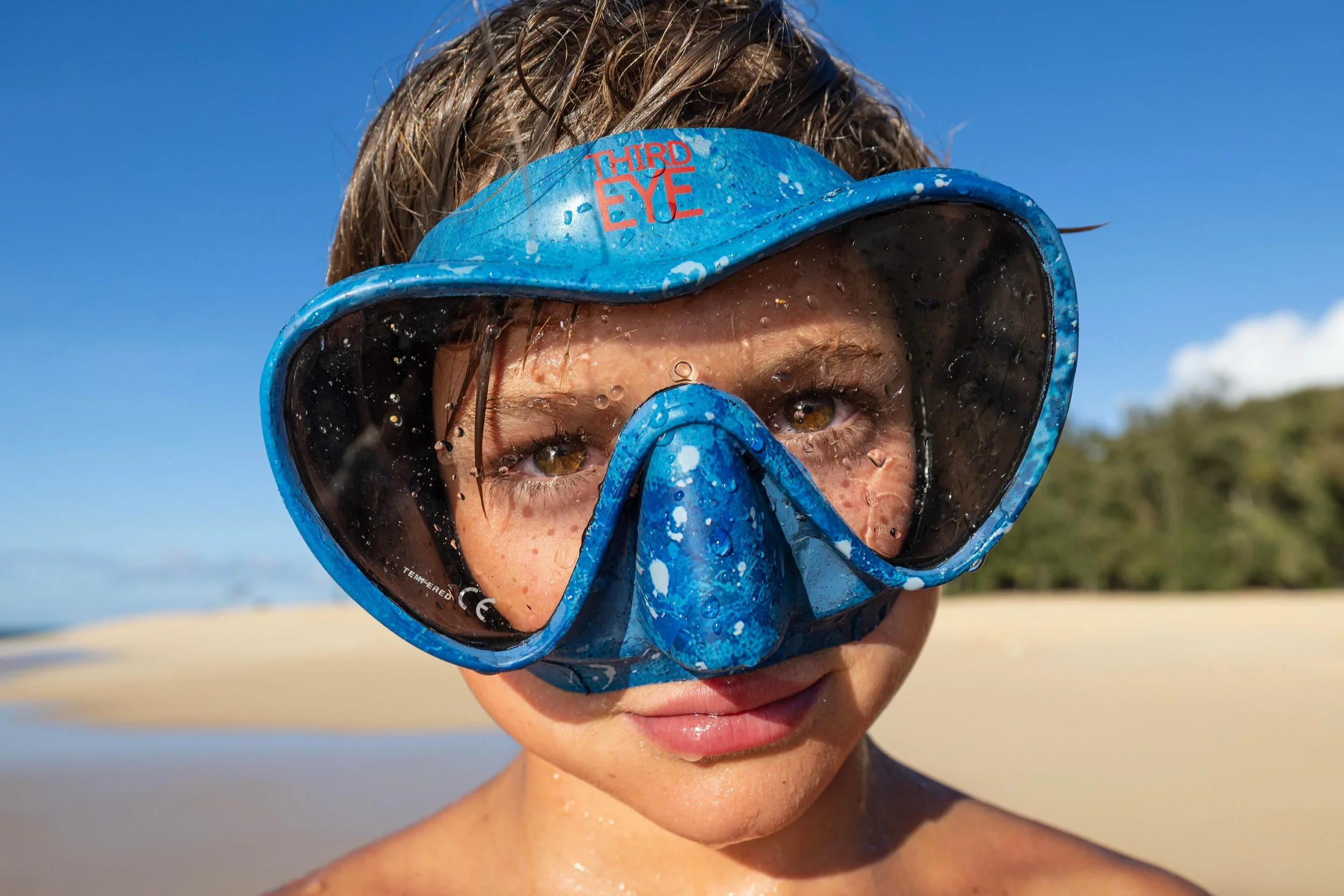 The Makai dive mask fits everyone!

📷 Jeff Hornbaker @jeffthirdeye

#summer #snorkeling #watersports #freediving #thirdeyegear