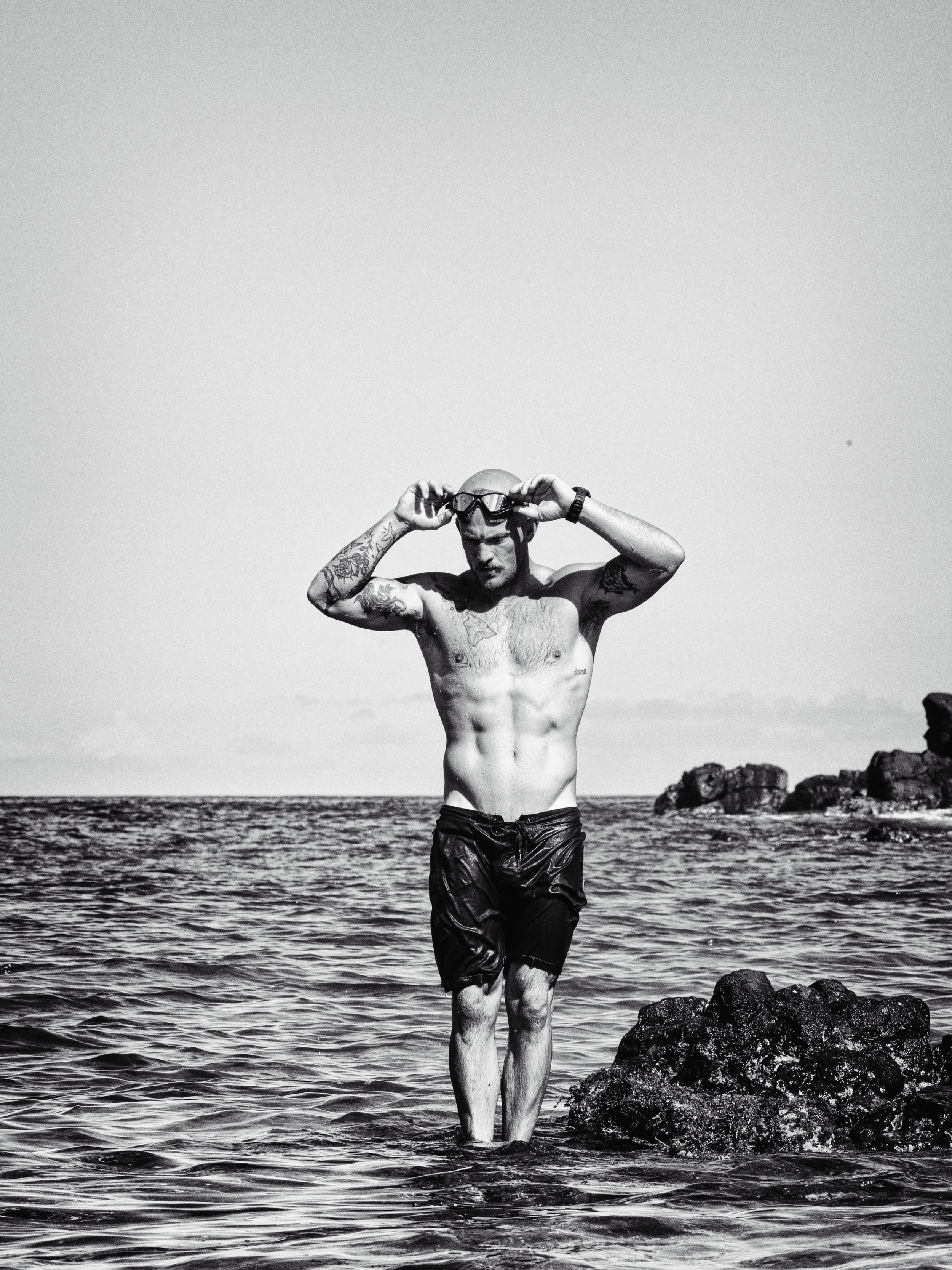 In between breath holds.

Photographer Jeff Hornbaker @jeffthirdeye
Athlete Tyrus Griffin @tyrus_griffin 
Swim Goggles Third Eye Mystic X Deep End Fitness

Join Third Eye Family and get 10% off your first order at thirdeyeworld.com or go to the link 