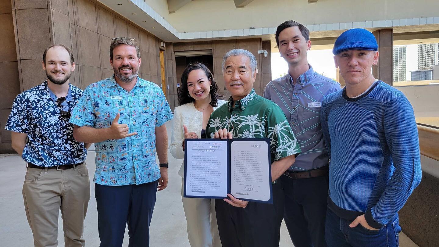 Mahalo to @govhawaii for signing HB2510 into law today! Mahalo to the legislators, advocates and ALL the hundreds and hundreds of regular folks who sent in testimony, made calls to legislators, waved signs, talked to friends and family and MADE THIS 