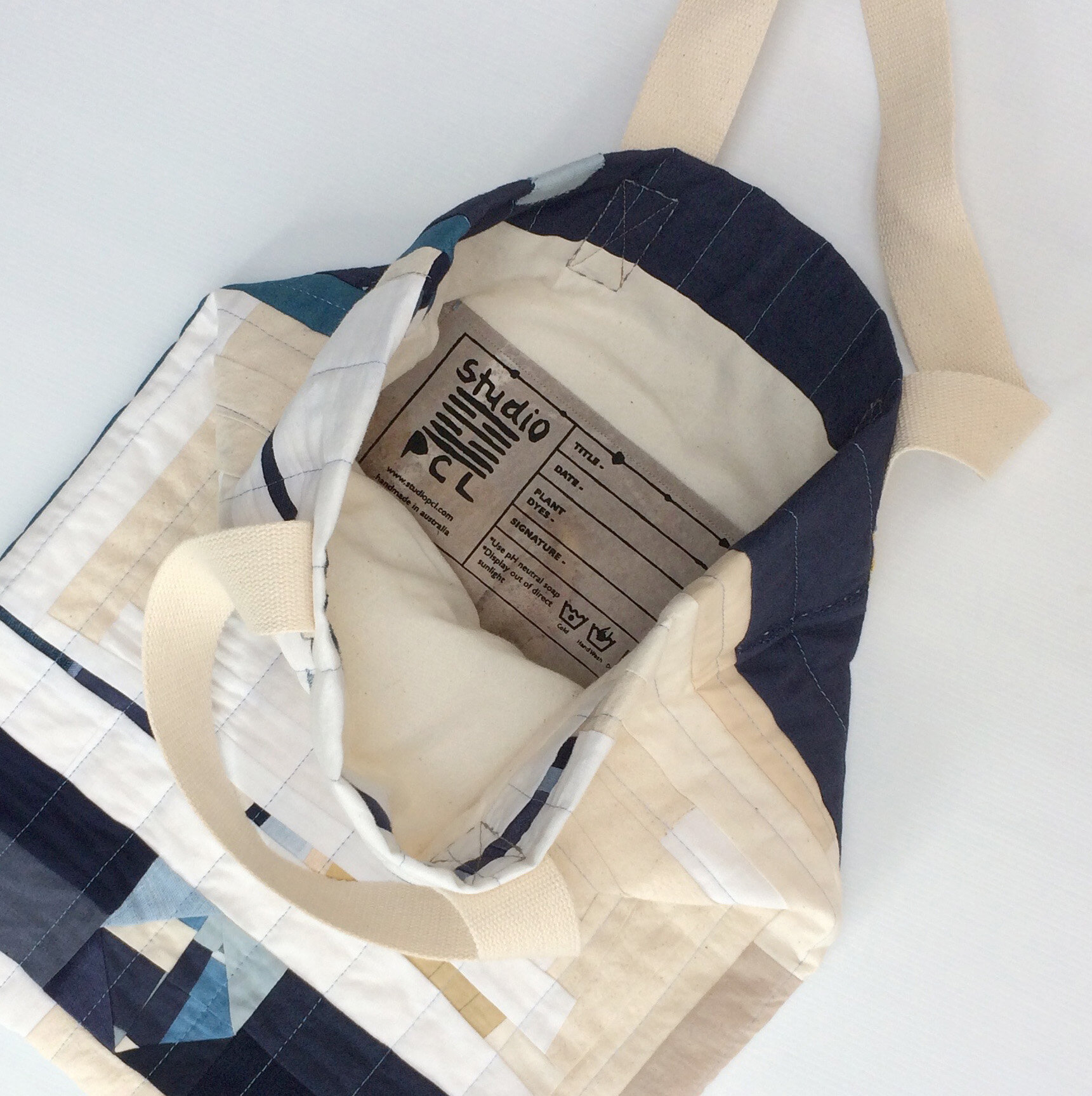 Naturally dyed quilted tote bag - indigo - detail