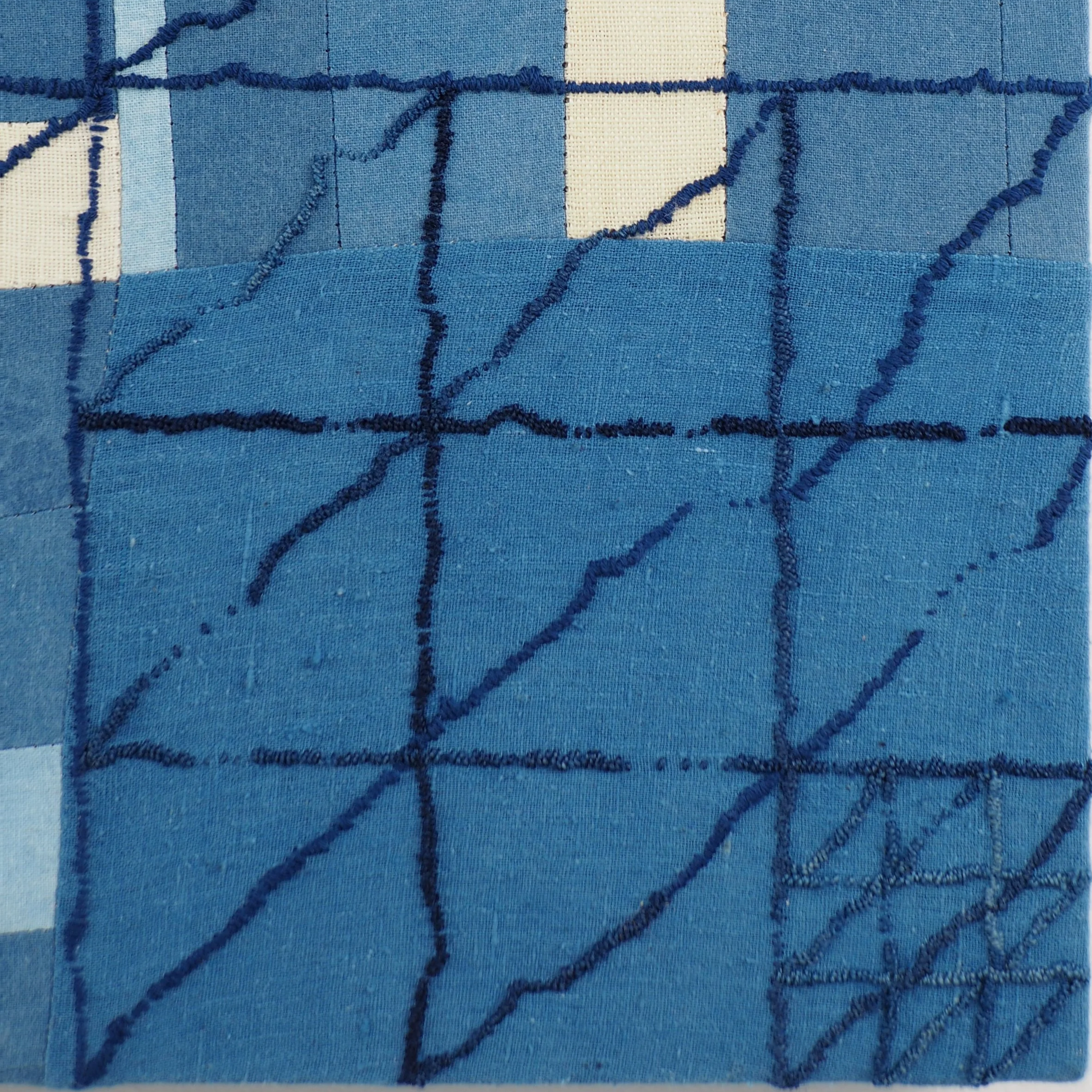 PhongChiLai_SquareTriangle_2025_detail1.png