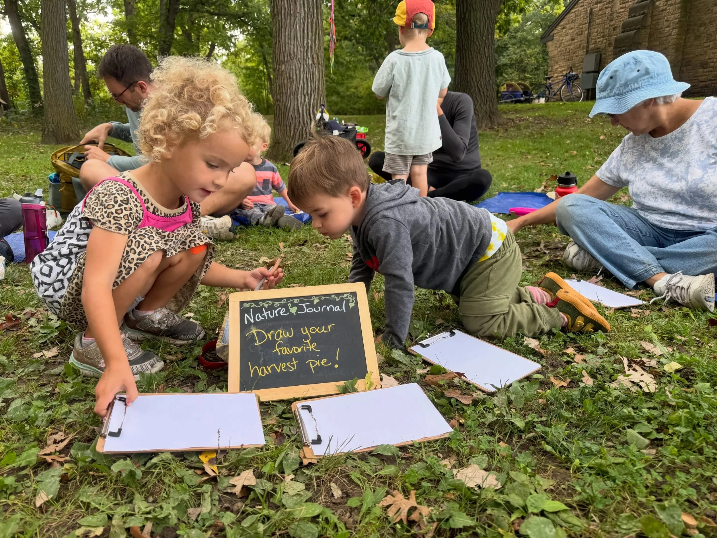 🍂What to expect at a Naturing class final part 5: TEA &amp; NATURE JOURNALING! To wrap up our 90min together, we come back together at our opening circle location to enjoy some tasty herbal tea and nature journal together. Sometimes we draw with jus