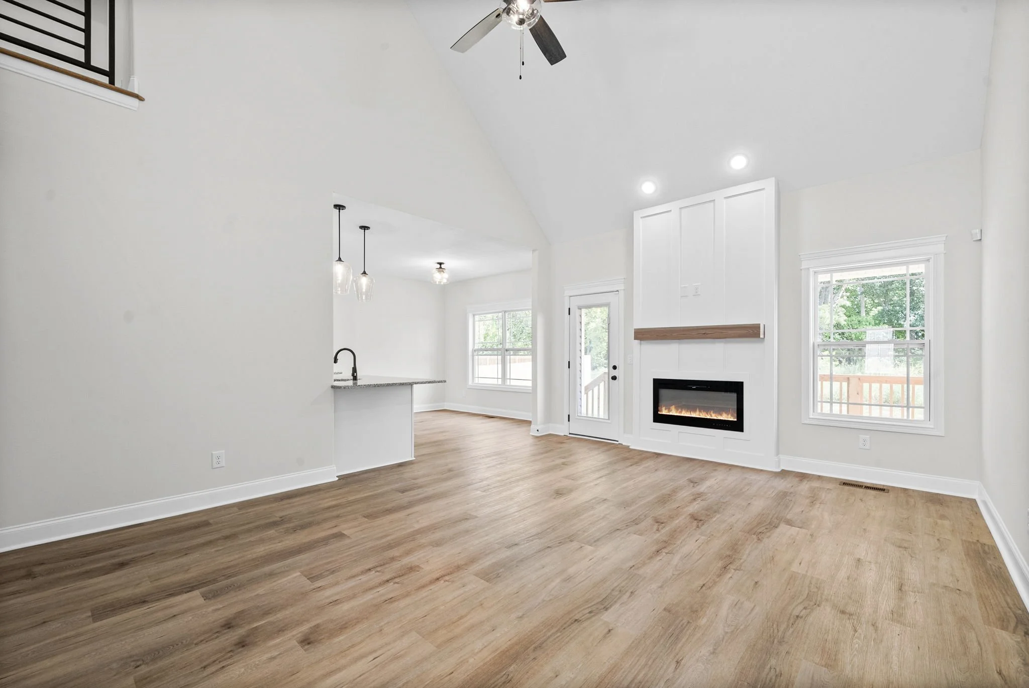 9-web-or-mls-729-buffalo-frd-dr.jpg