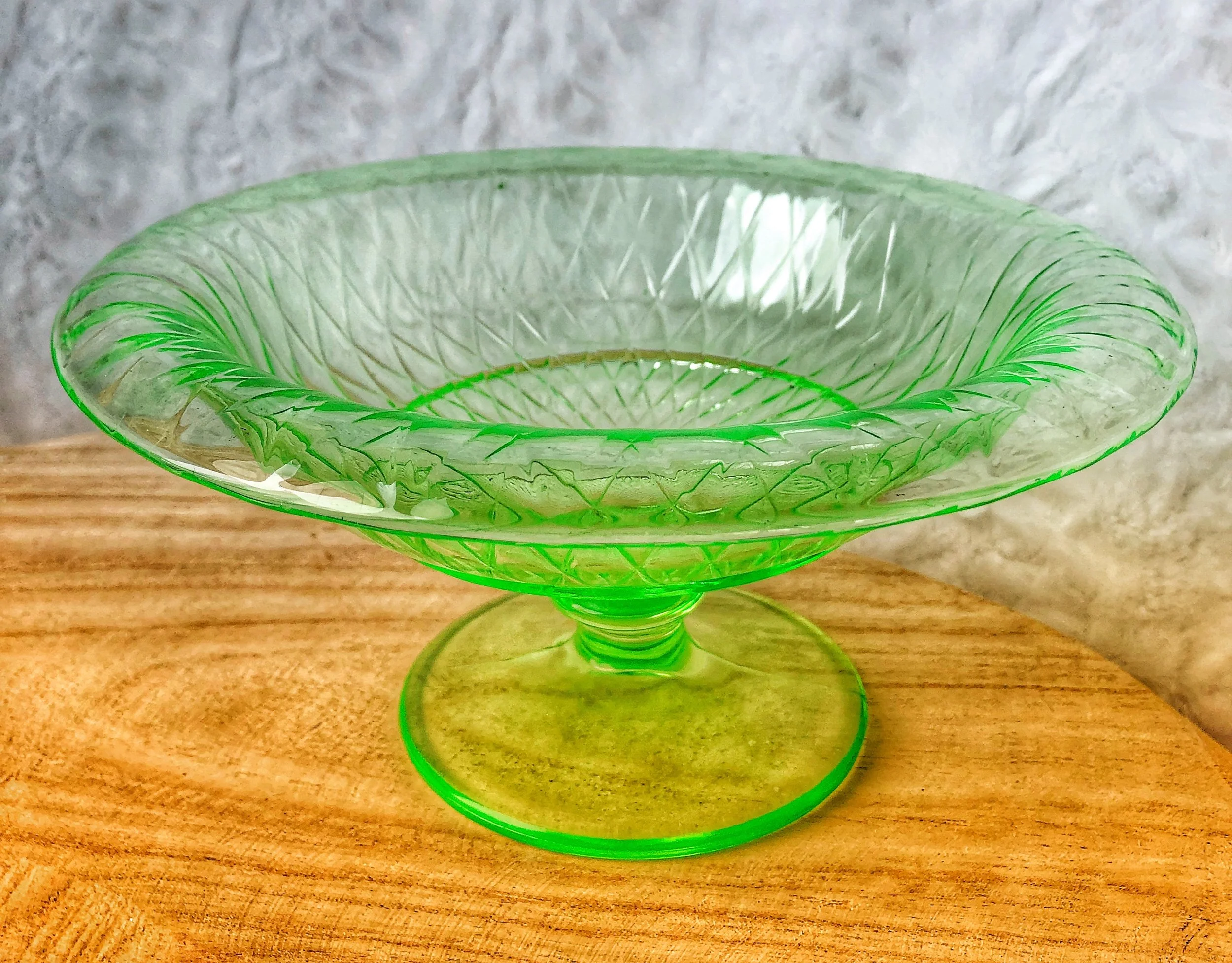 Green Depression Glass Footed Bowl with Diamond Pattern