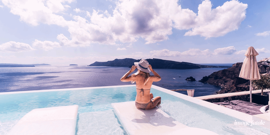 Plotagraph_Image_Fatale_Agency_LadybyAPool (900px, 25fps).gif