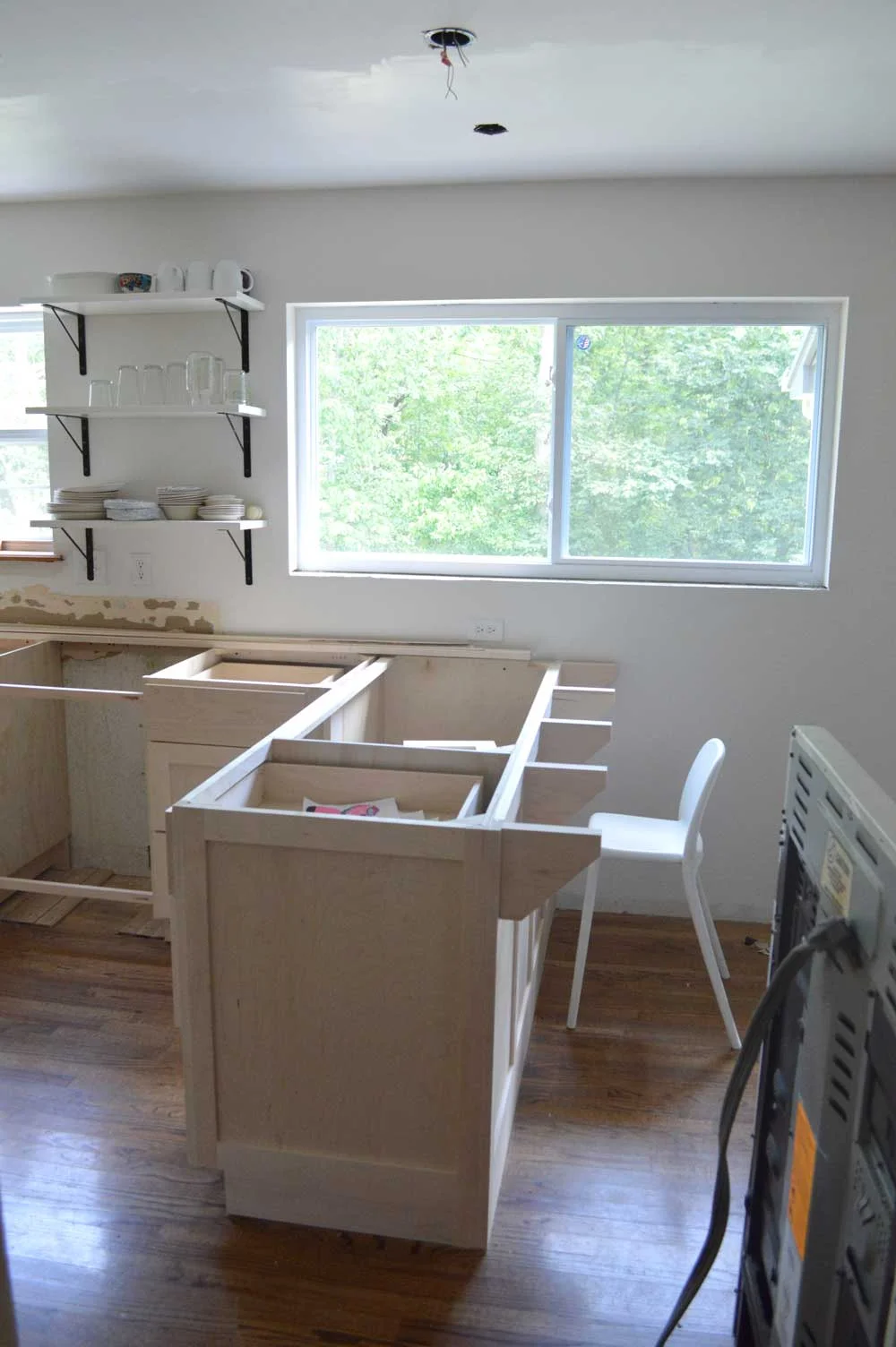 Kitchen2.jpg