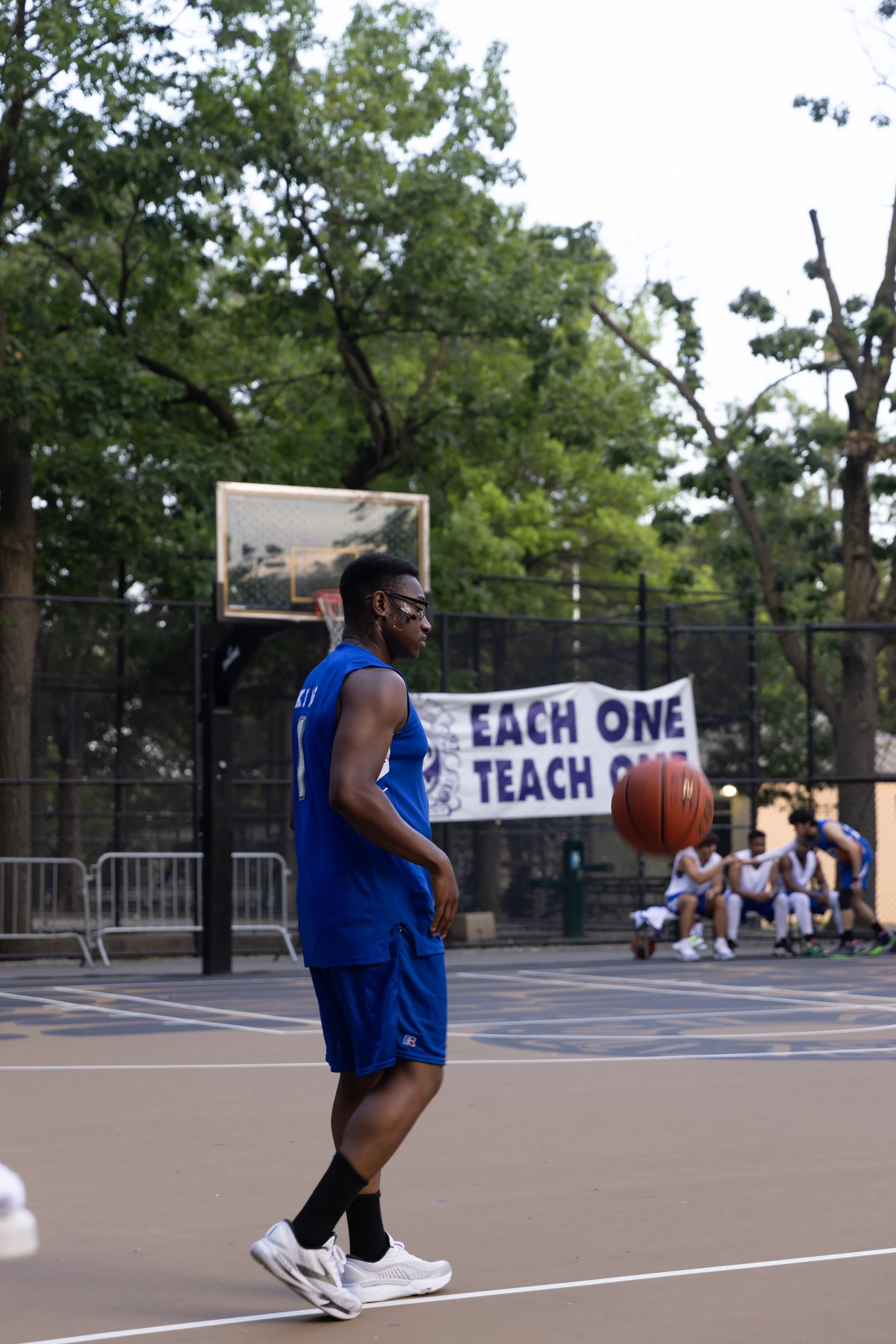 bounce_a_basketball_opera_2025-6817.jpg