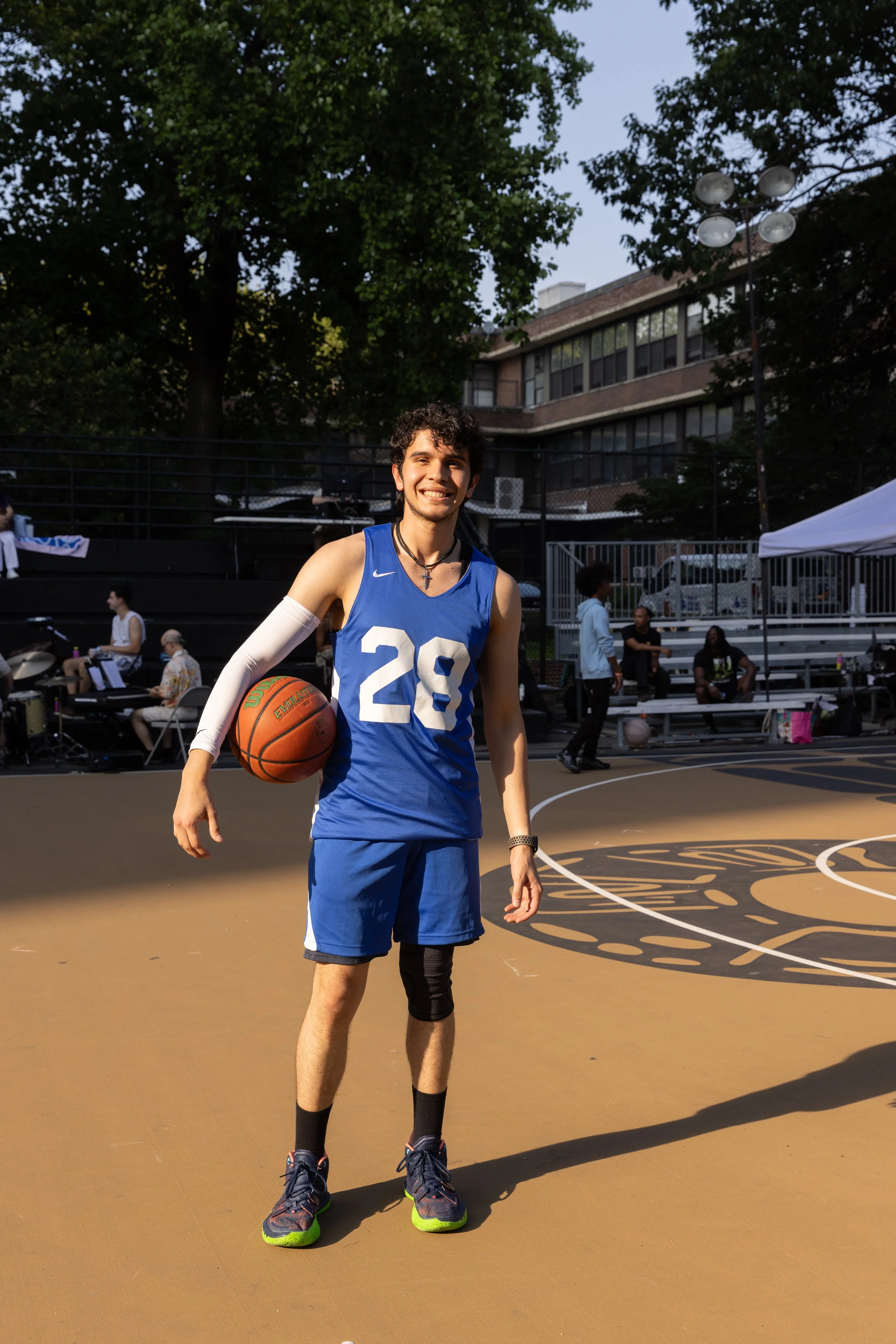 bounce_a_basketball_opera_2025-6751.jpg