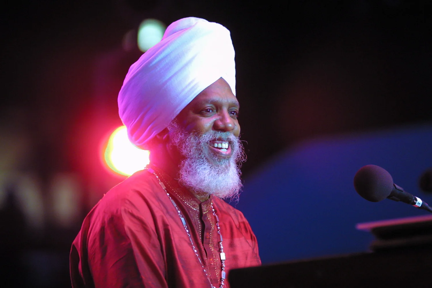 dr-lonnie-smith.jpg