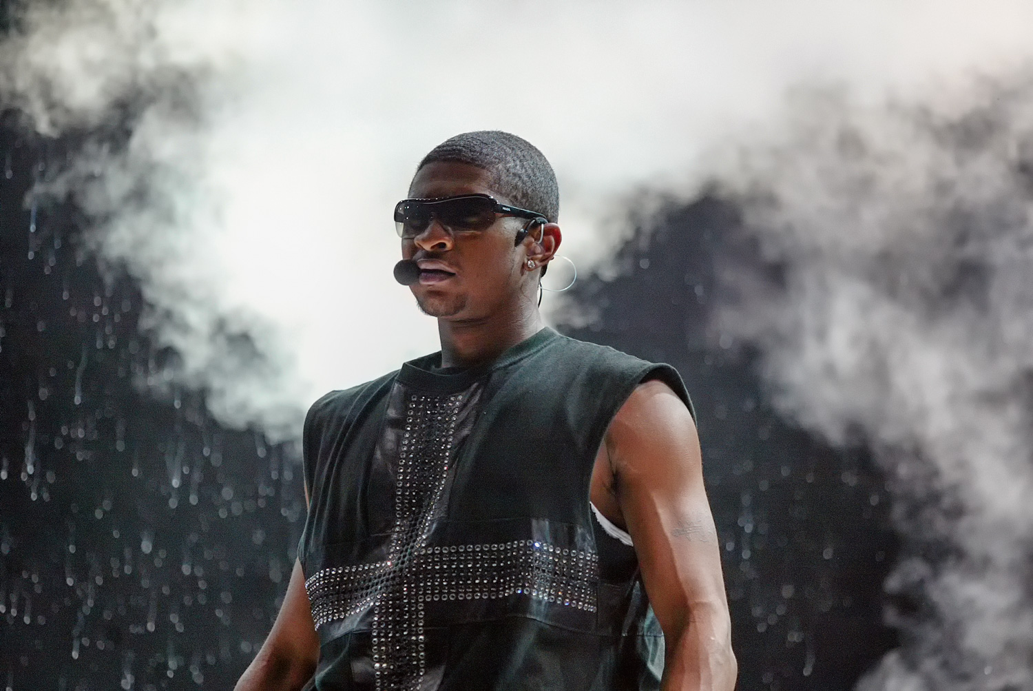 usher-3.jpg