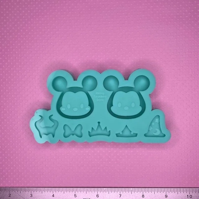 Shakers with Hats