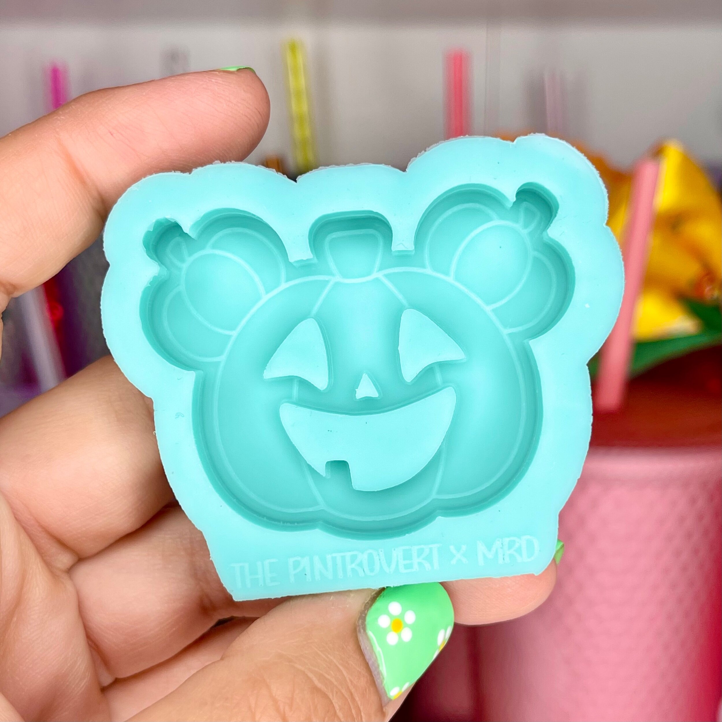 2BFE77DC-F2D2-401E-8DD9-505846CD1227