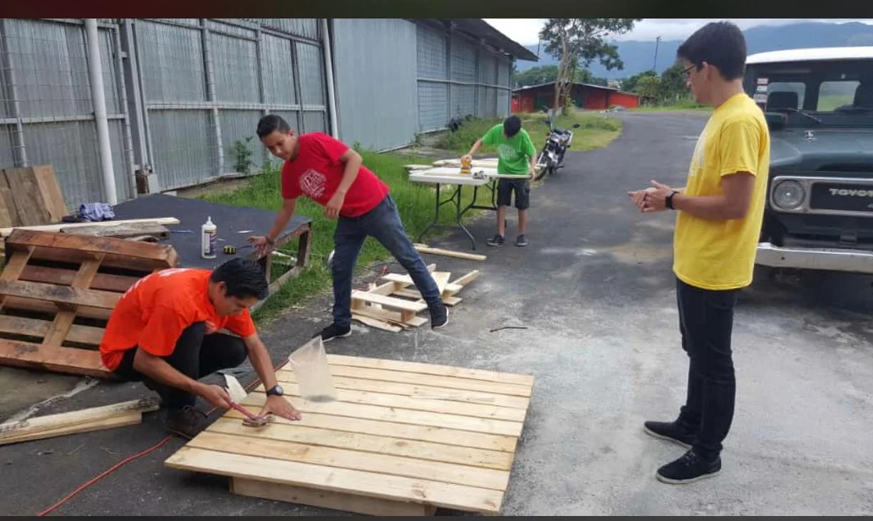 05fea7bc-7b01-42ae-ada2-905233c166af.jpg