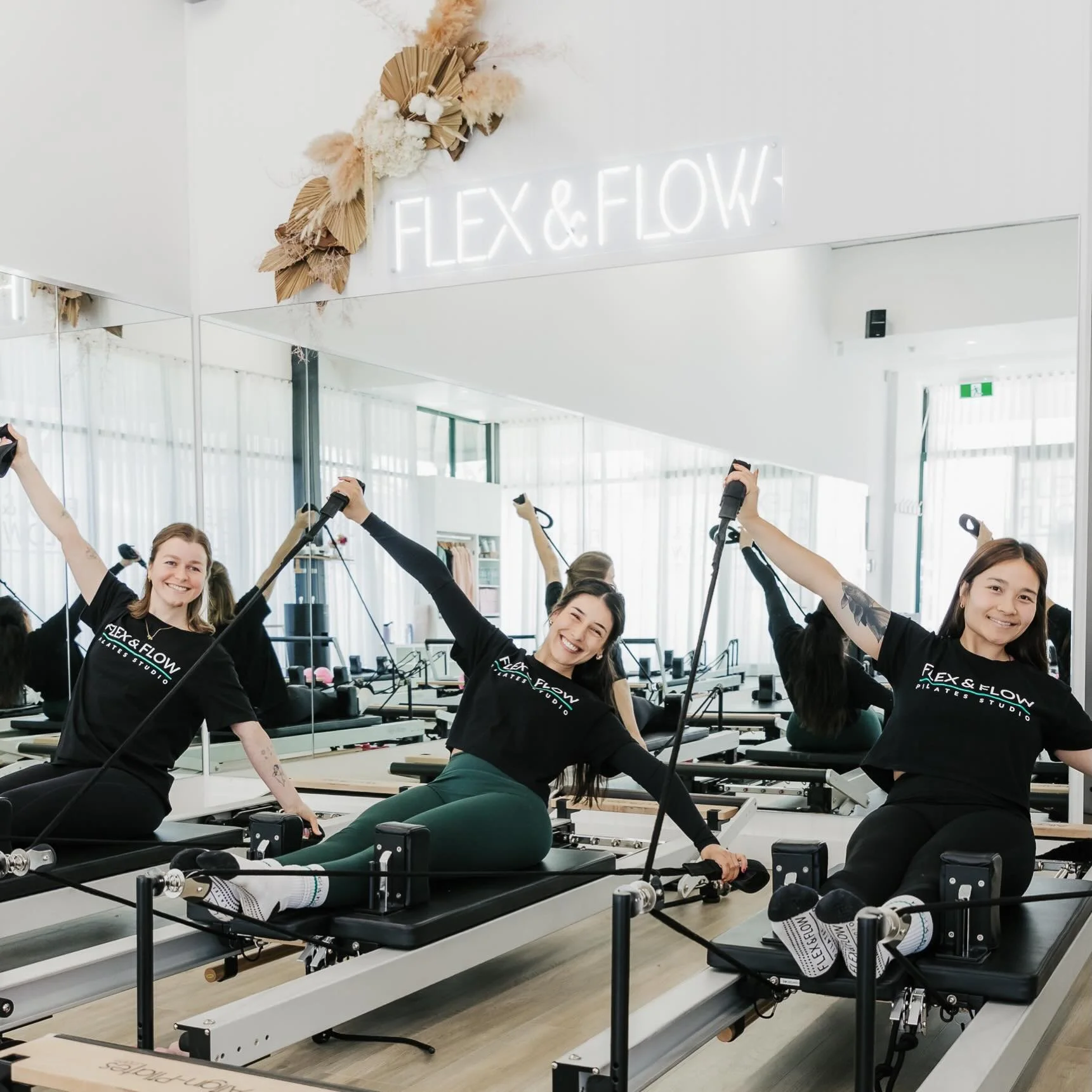FREE Community Class at Westmeadows! 🌸

Come and flow with Chelsea, one of our newest teachers, as she starts her journey with us at Flex &amp; Flow! 💚

🗓 Friday, 22 May at 5pm (tomorrow!)
📍 Flex &amp; Flow Pilates - WESTMEADOWS 

Our Community C