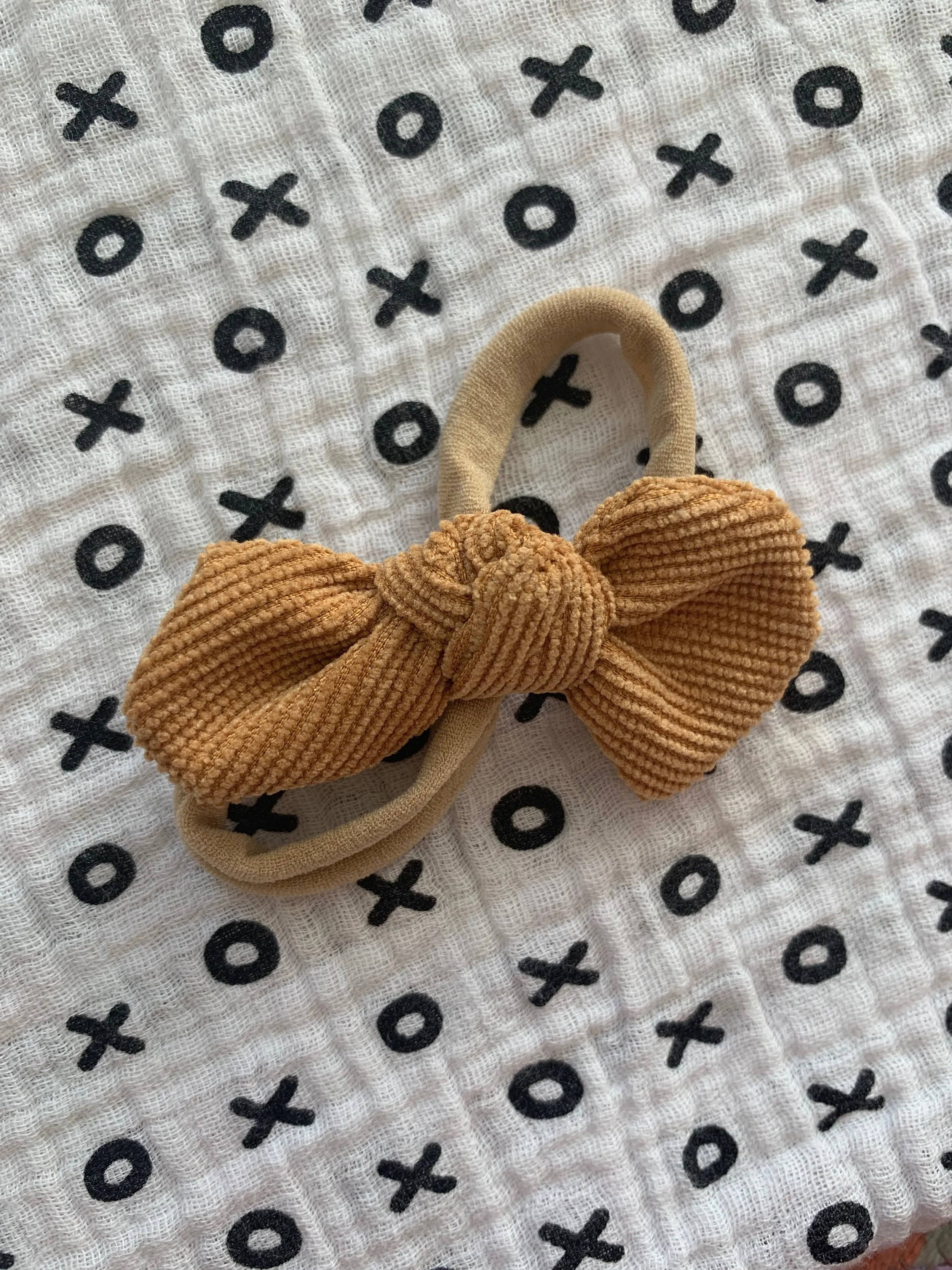Mustard Sweetheart Bow