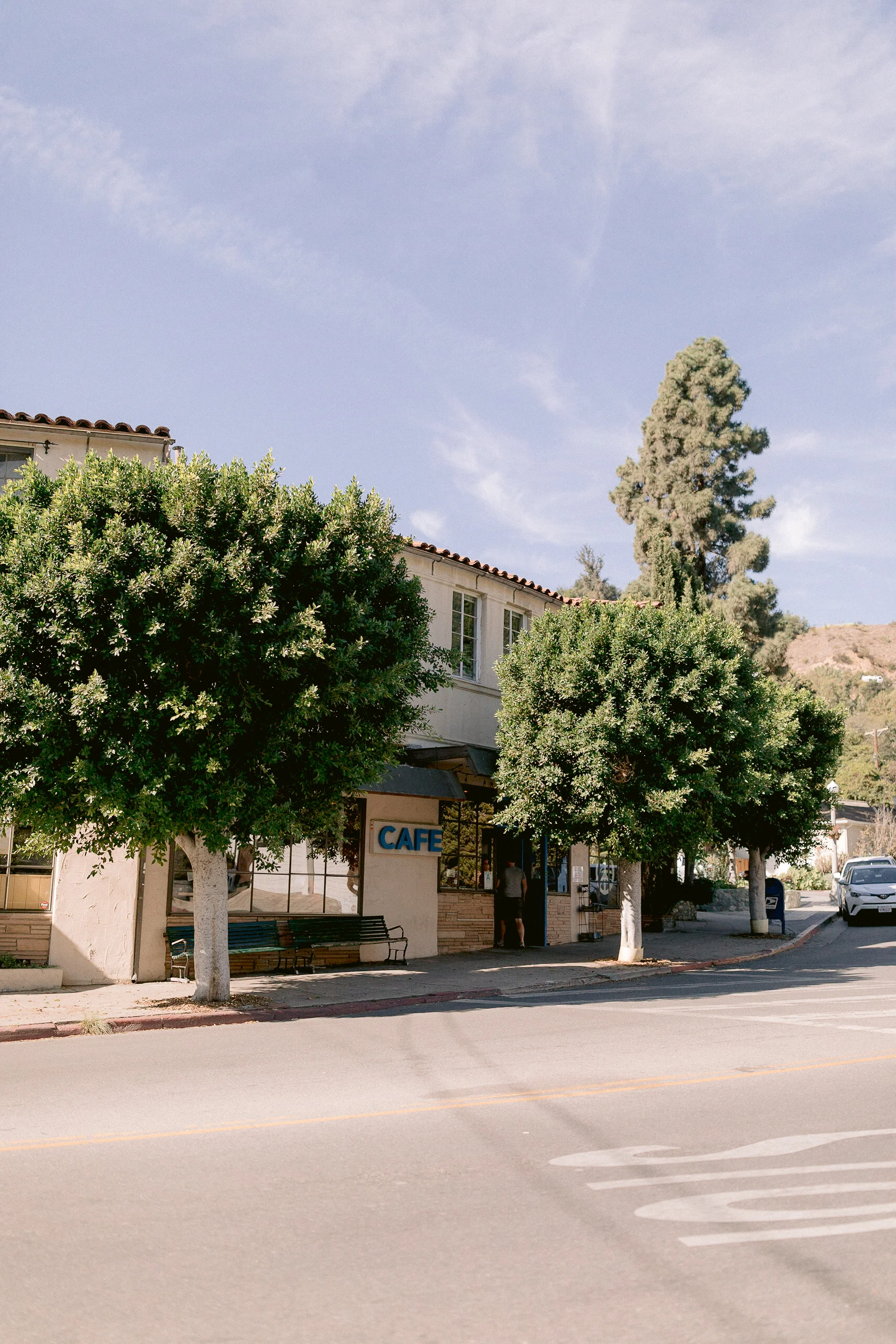 Beachwood+Canyon.jpeg