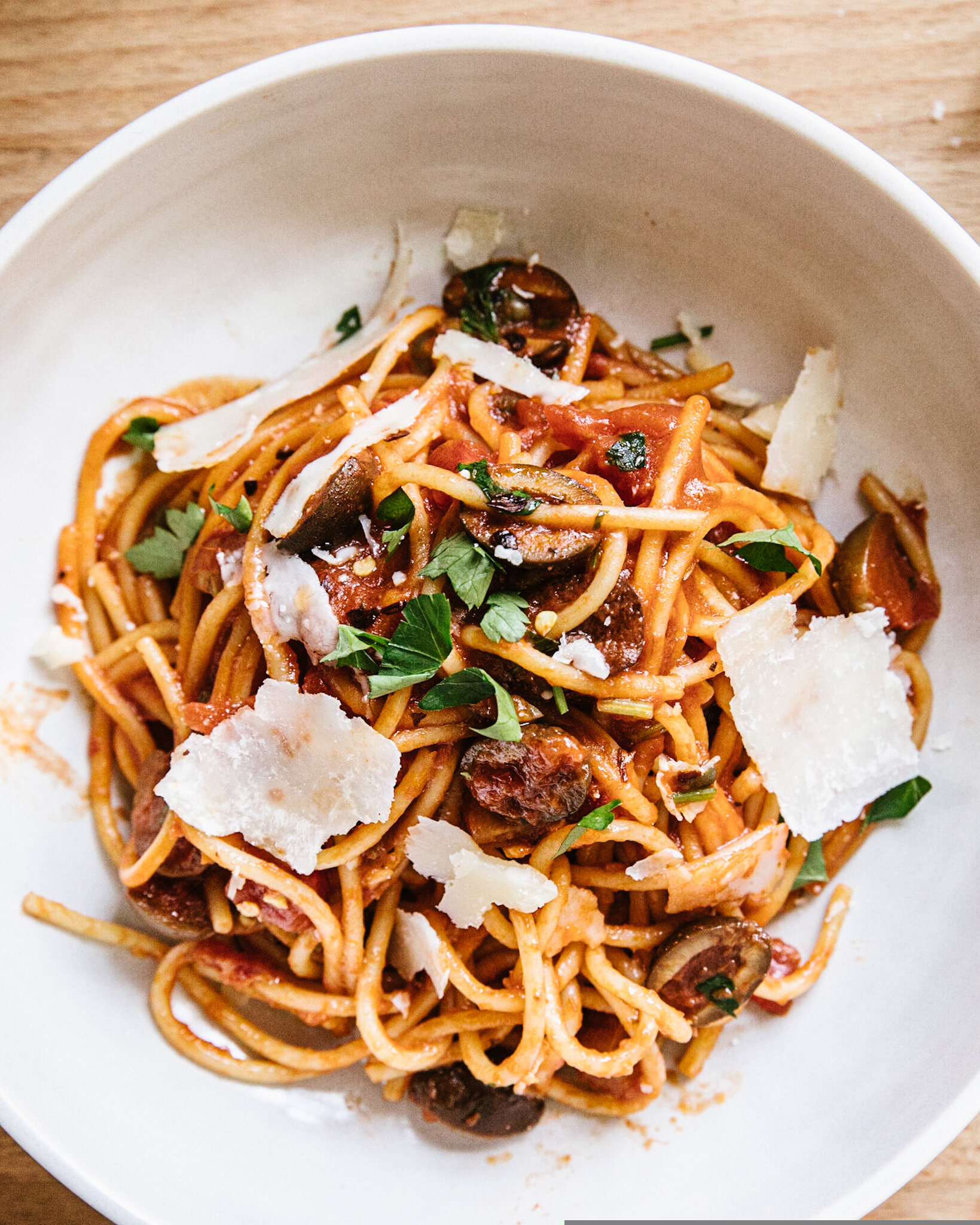 Spaghetti Alla Puttanesca Honeysuckle
