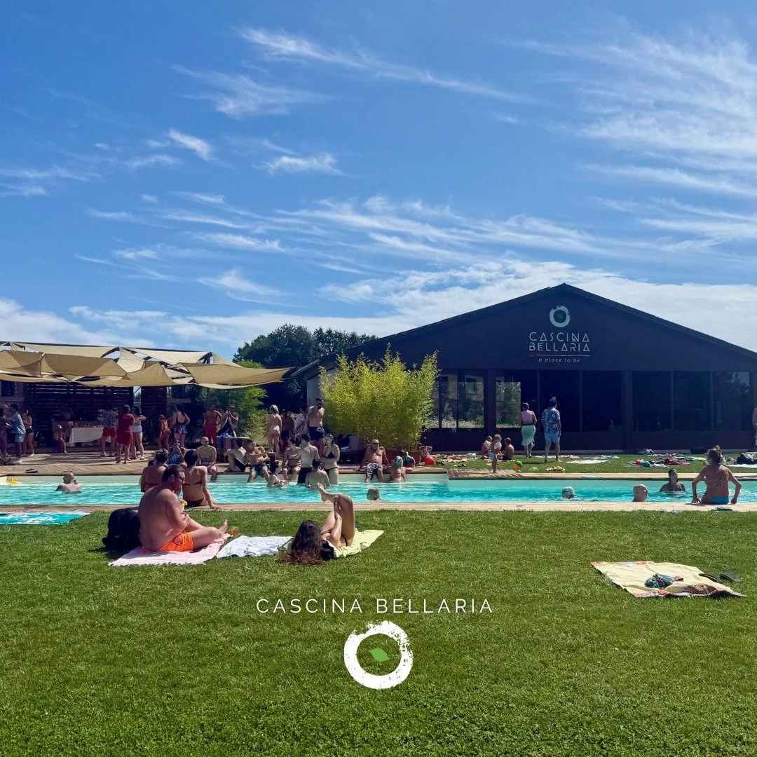☀️ L'ESTATE SCORSA
In Cascina, l&rsquo;estate appena trascorsa &egrave; stata condivisione di sorrisi, momenti di relax, il piacere di godersi l&rsquo;attimo e la bellezza che ci circonda.
&Egrave; stata anche musica da ballare e piatti da assaporare