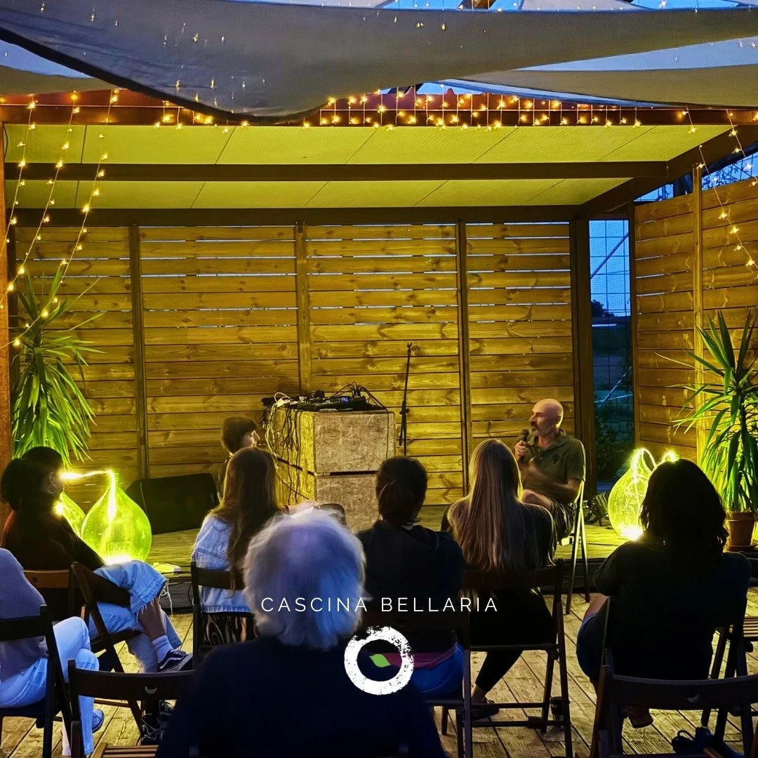 🍂 RICORDI D'ESTATE&hellip; e progetti d'autunno
Cascina &egrave; anche uno spazio di dialogo e cultura. Quest'estate abbiamo realizzato diversi talk leggeri e al contempo profondi, momenti di riflessione e di scambio. 
🍂 
Per l'autunno, sorprese ci