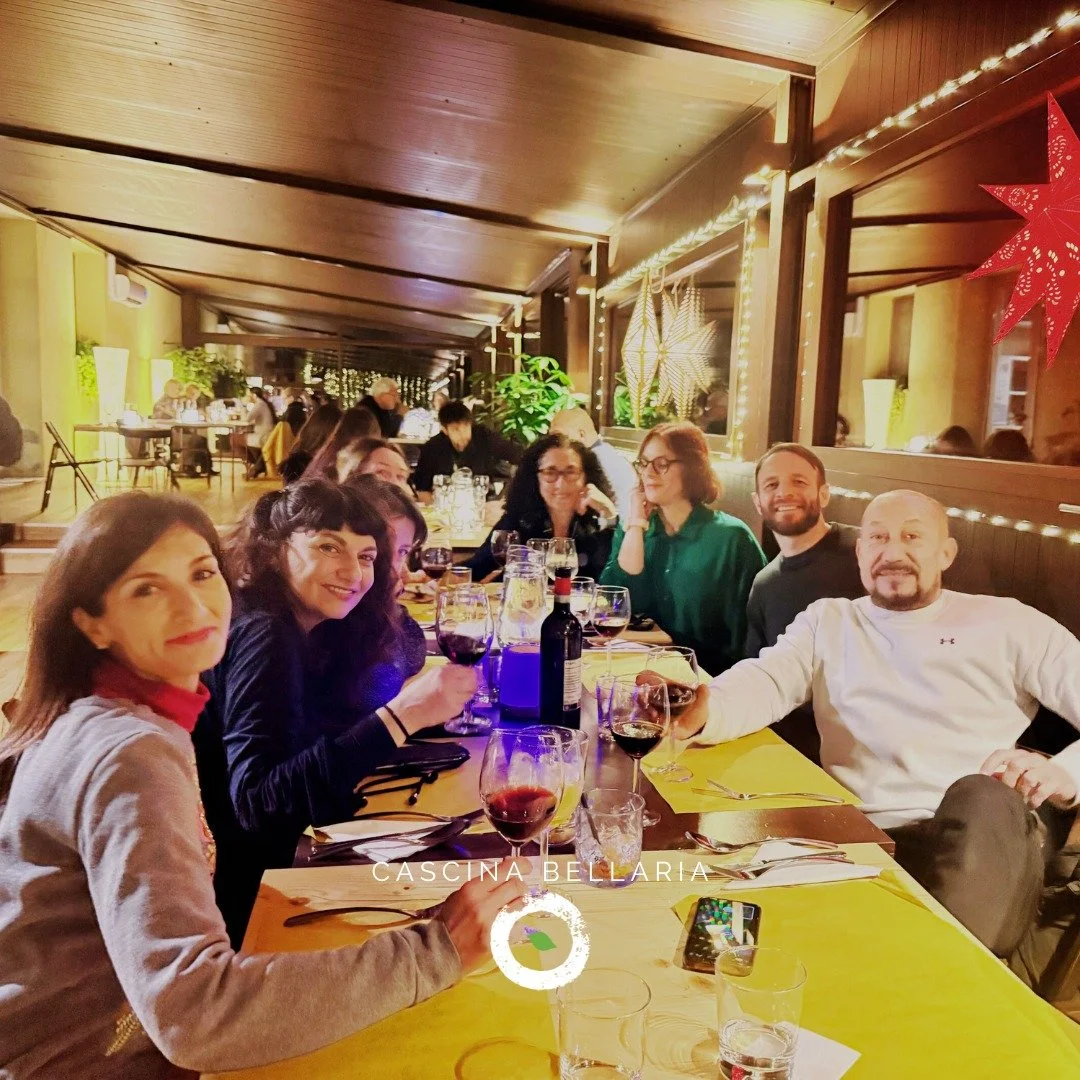 🌞 GRAZIE A TUTTI!
Cascina Bellaria chiude fino al 26 marzo ma non senza ringraziare tutti coloro che ci hanno frequentato, in questa breve finestra invernale, condividendo e costruendo con noi questo progetto olistico fuori dal tempo che unisce spor