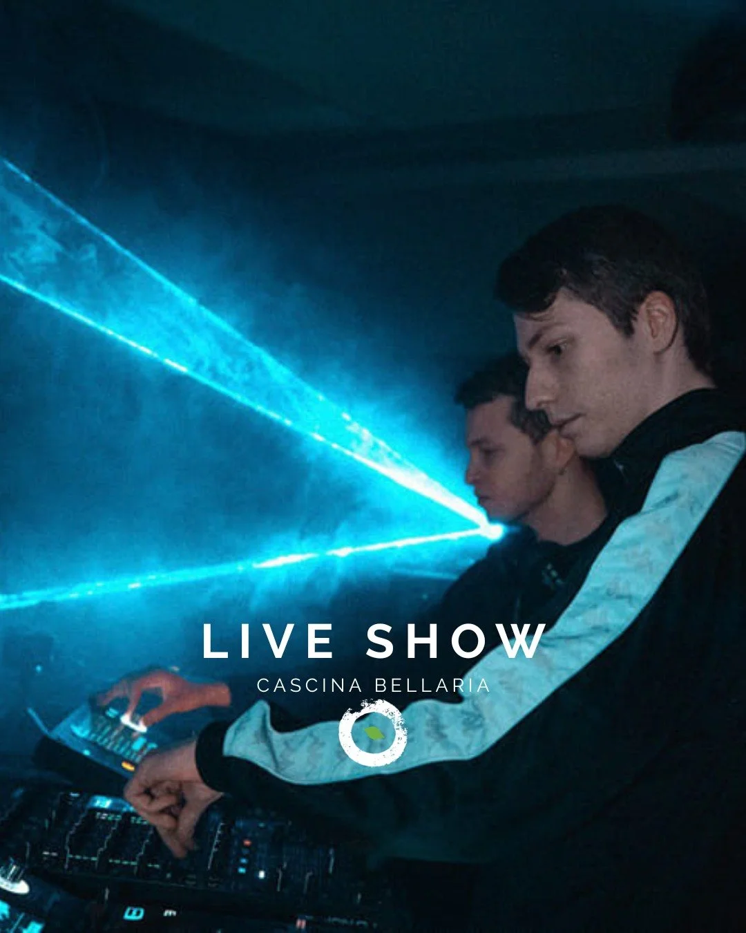 🔥 DJ SET &ndash; ALOSOUL LIVE

Manca sempre meno.
Domani Cascina Bellaria si accende con il sound degli ALOSOUL.
Un mix di elettronica, ritmi etnici e vibrazioni che ti tengono in movimento tutta la sera. Se stai cercando il posto giusto dove essere