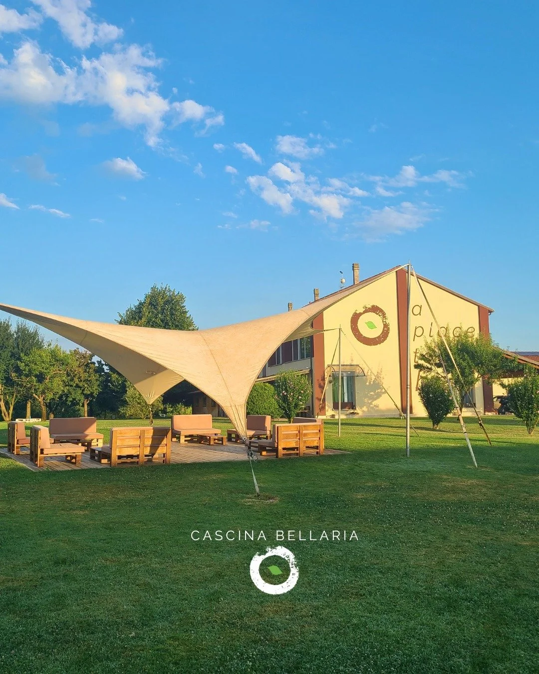 ☀️ MARTED&Igrave; 2 GIUGNO // APERTURA STRAORDINARIA
Finalmente una giornata intera per rilassarsi, fare un bagno piscina e fare sport tra buon cibo, birra e cocktail.

📍 Dalle 12:00 alle 22:30
🍕 Ristorante, pizzeria e pub aperti tutto il giorno

?