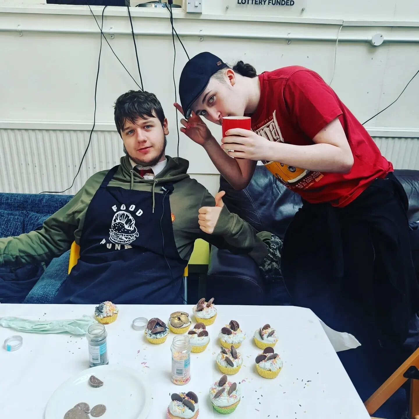 😁 Another great day filming with our study leave group from the High School! 

🧁 In honour of Miles' 17th birthday we baked and decorated some yummy cupcakes - and captured all the fun on film for our YouTube channel. 

👍 Thanks for being such an 