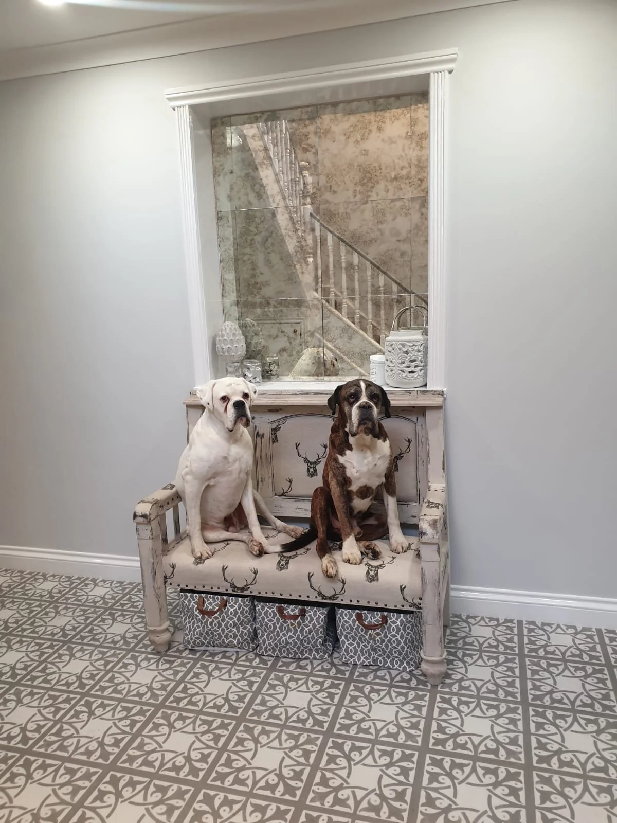 vintage mirror wallpaper Retro reflections