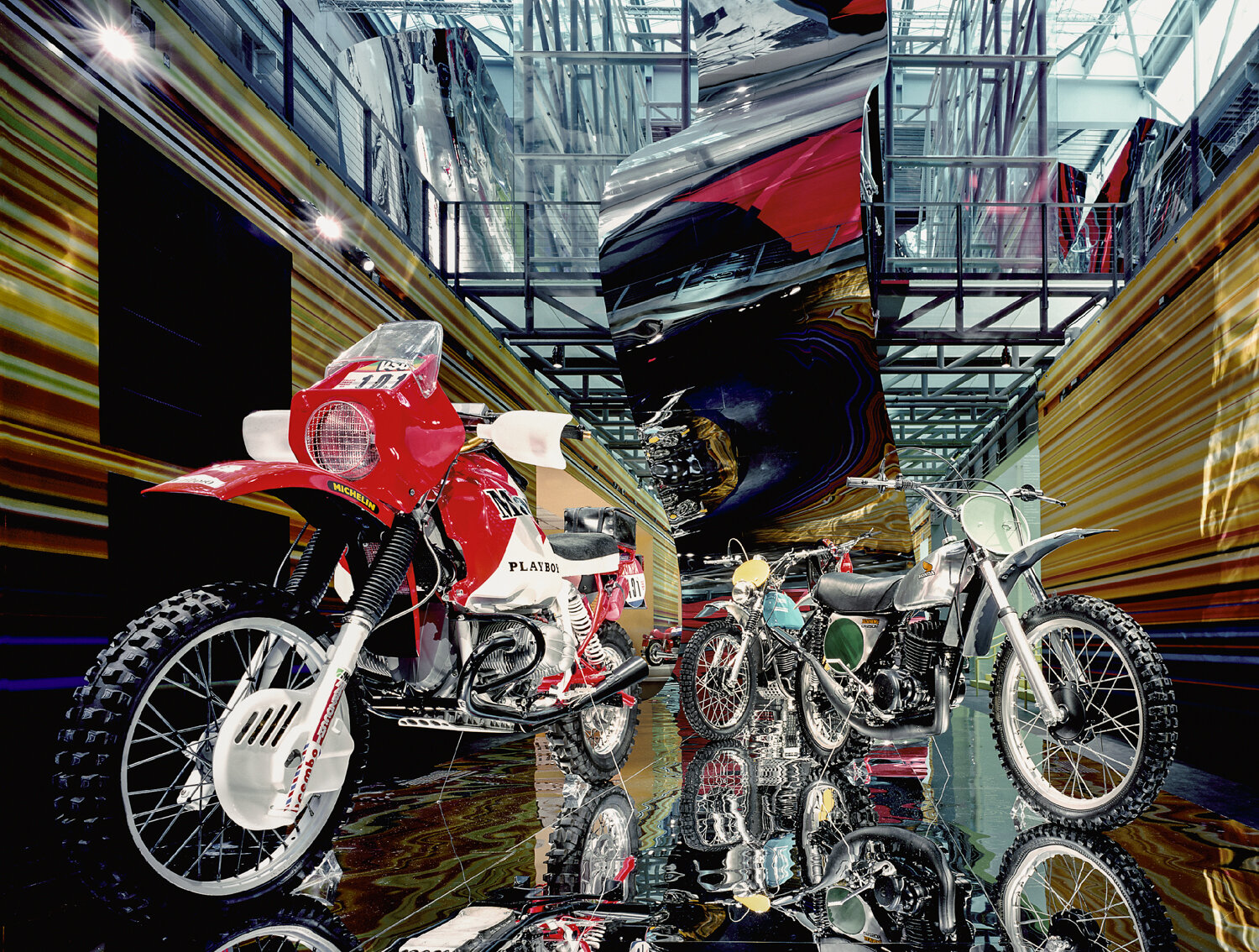 Motorcycle Las Vegas-exh_ph07.jpg