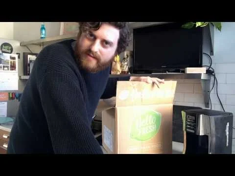 Unboxing Hello Fresh pt. 1