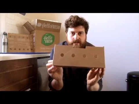 Unboxing Hello Fresh: the smaller box