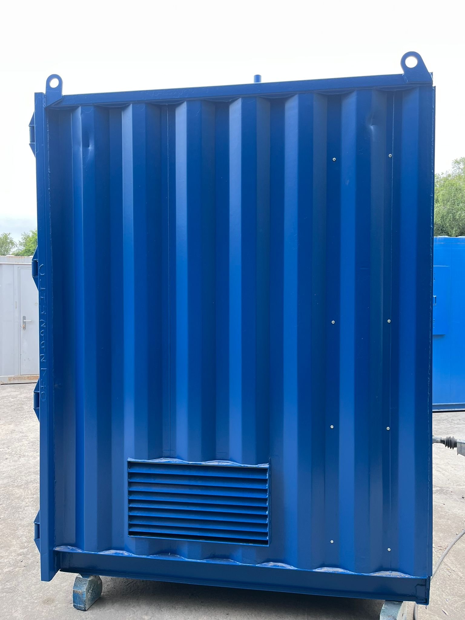 Container8.jpg