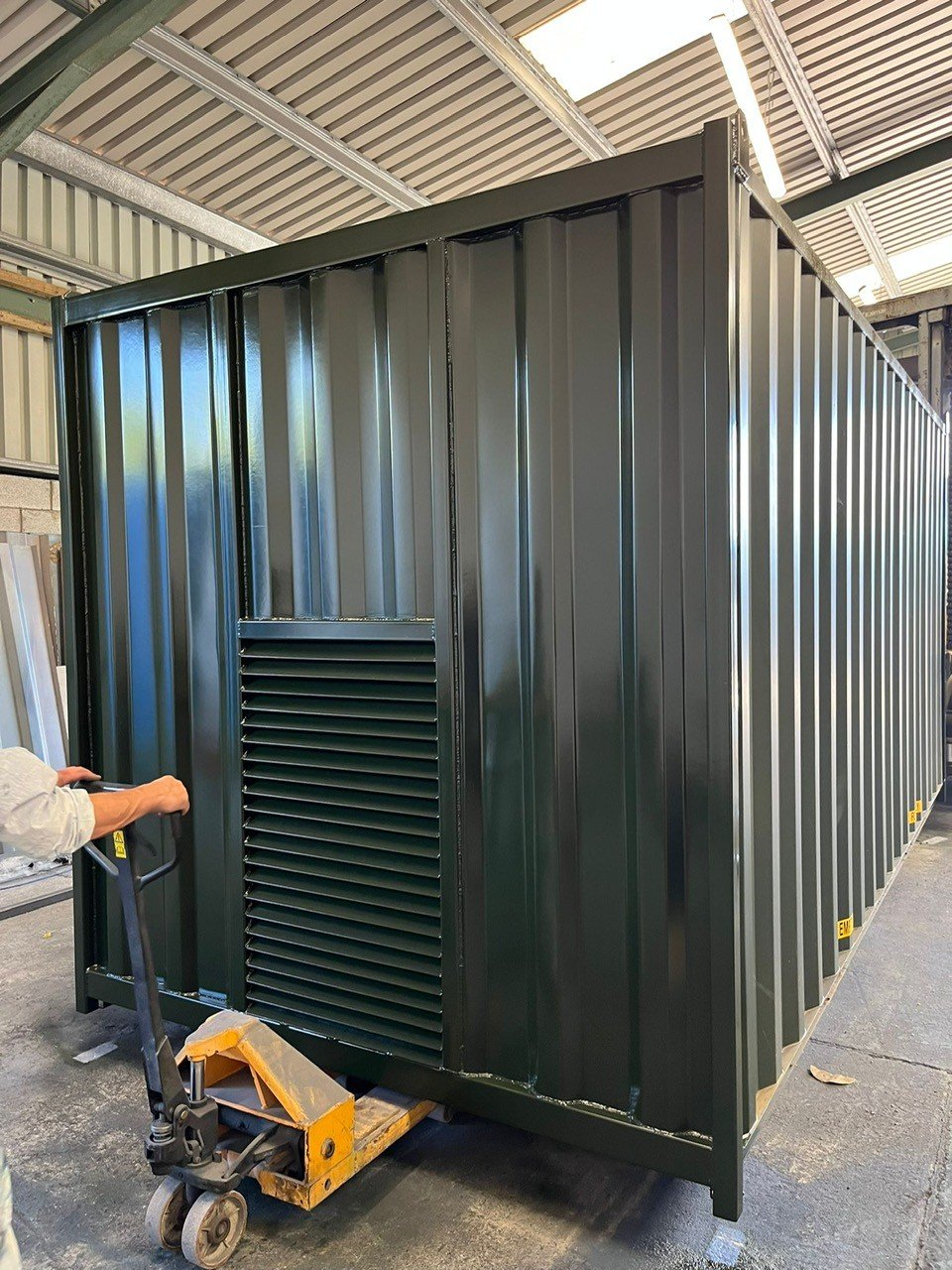 Container4.jpg