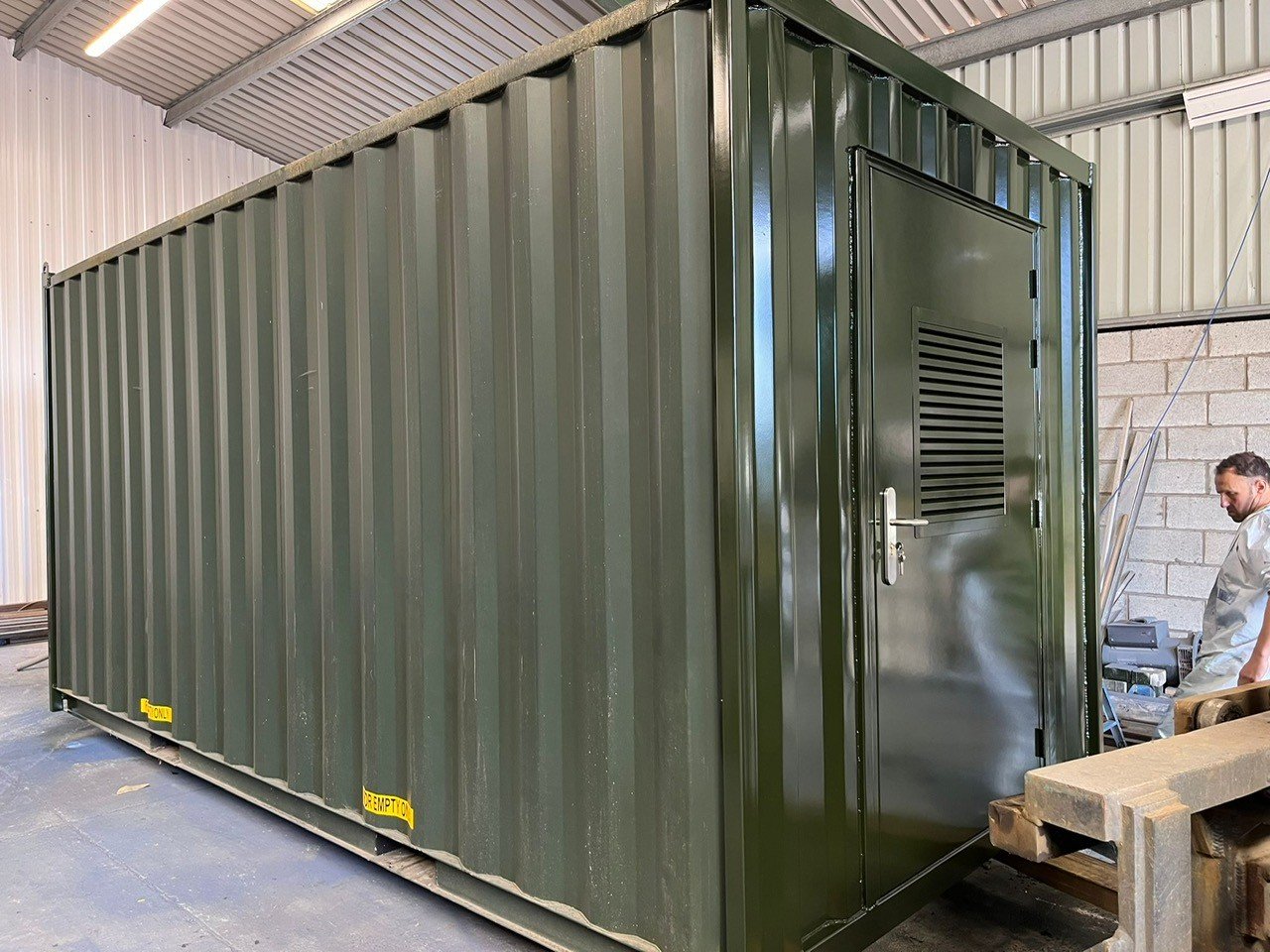 Container3.jpg