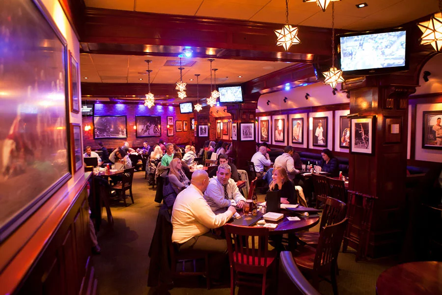 Quincy The Fours Restaurant Sports Bar