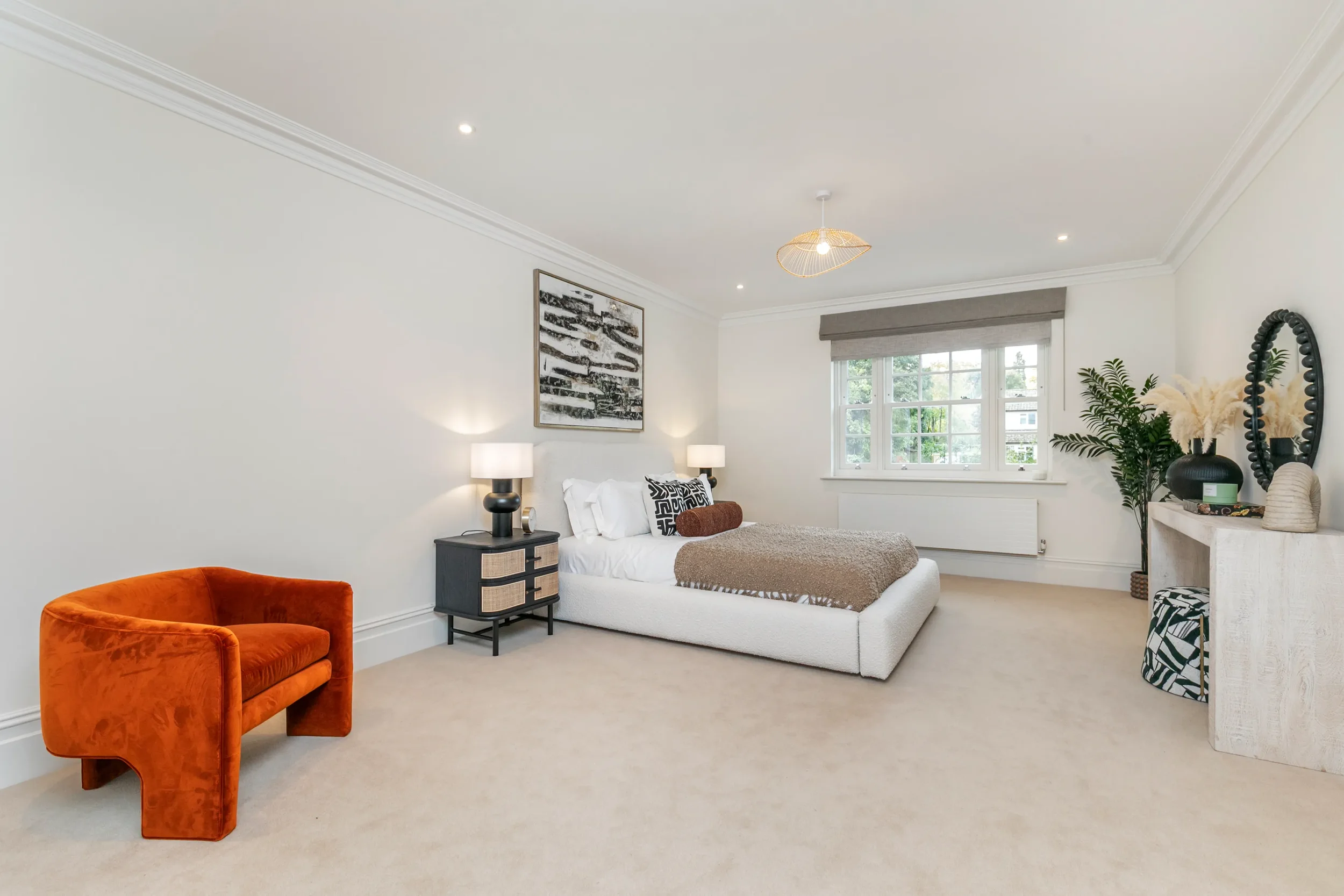 Heythrop, Old Hillside Road