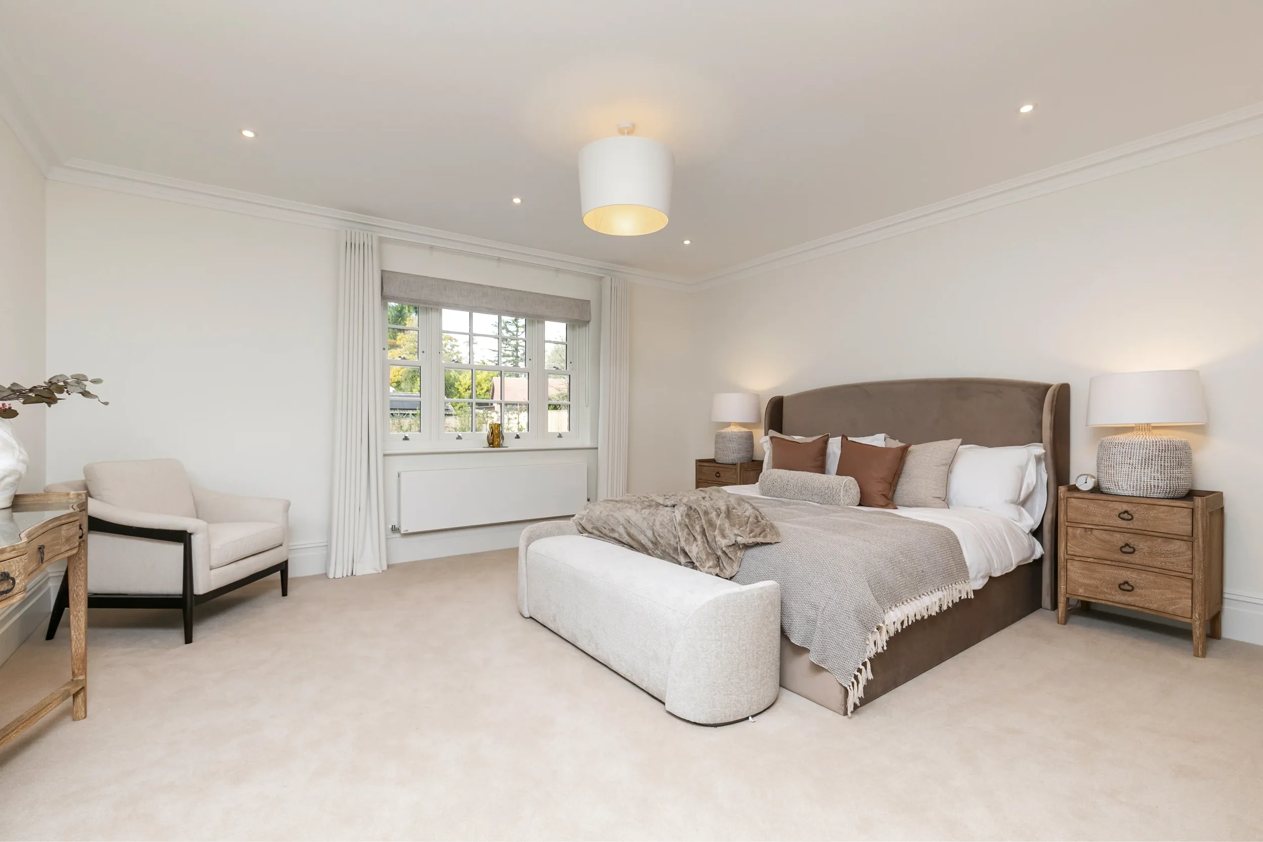 Heythrop, Old Hillside Road