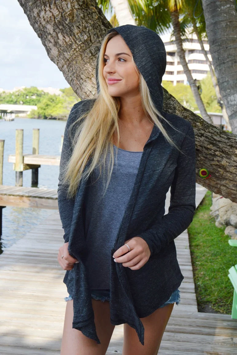 wrap+hoodie+black+heather+2+for+web.jpg