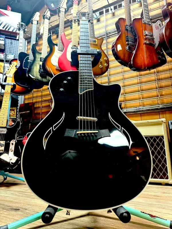 Taylor T5 Standard - Black - OHSC